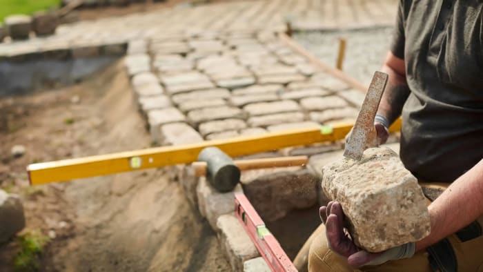 Montrose Landscapes delivering expert garden landscaping and hardscaping in Surrey, creating bespoke outdoor spaces with precision craftsmanship.