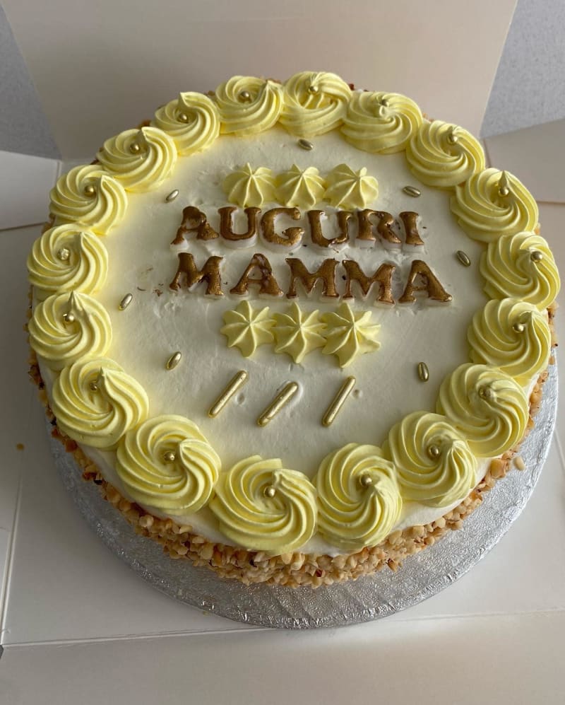 Italian Celebration Cake 5