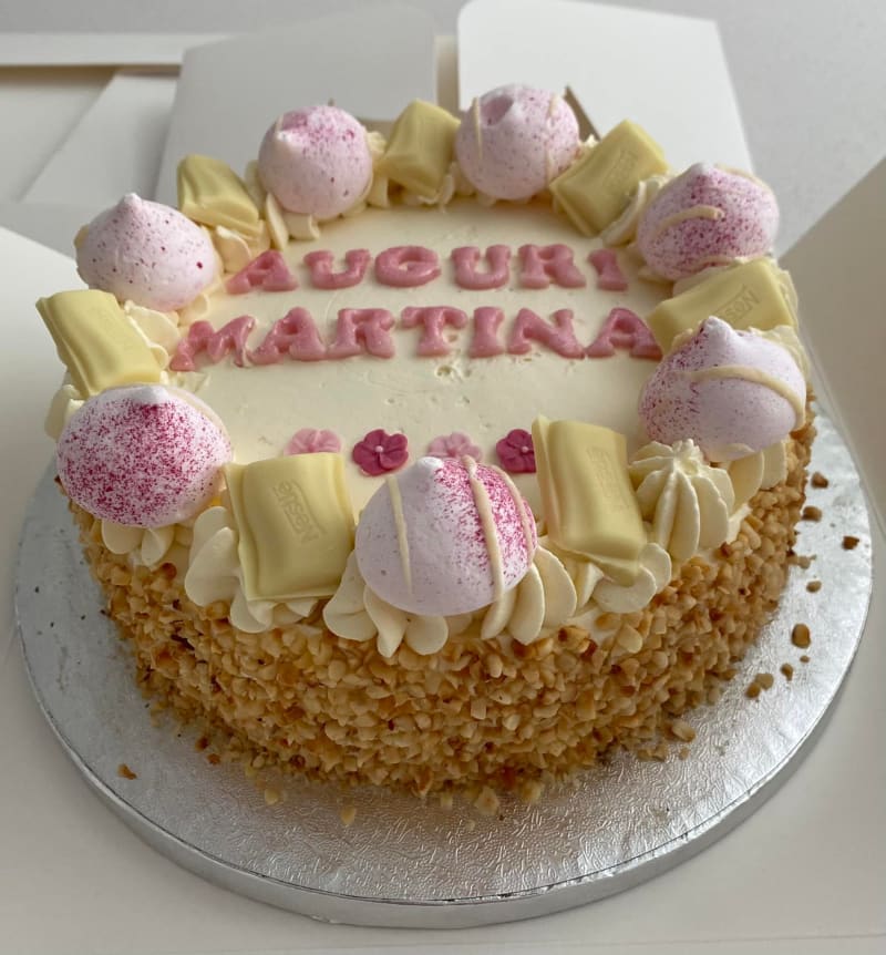 Italian Celebration Cake 15