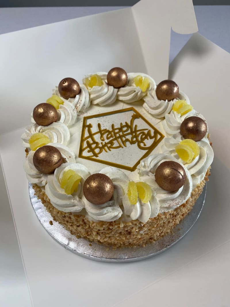 Italian Celebration Cake 27