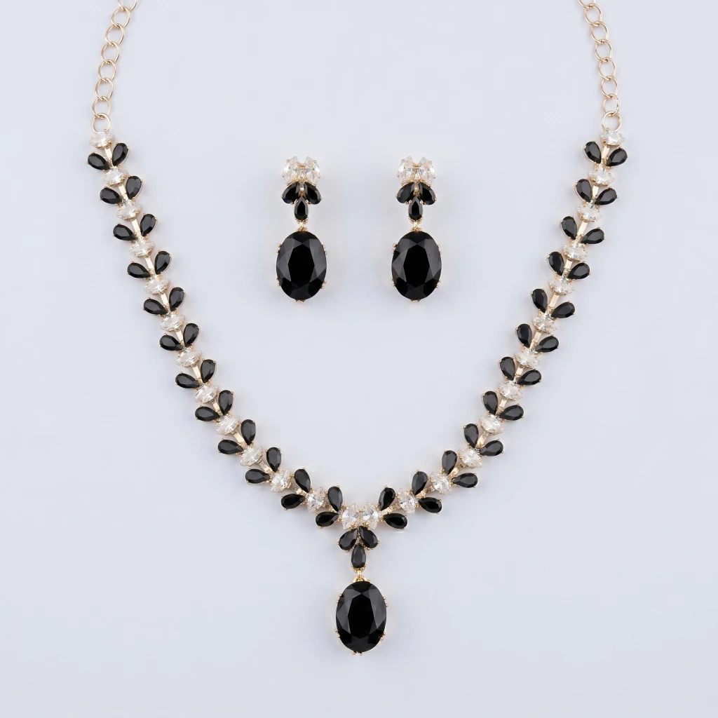Veda Noir Royale Necklace Set image 2