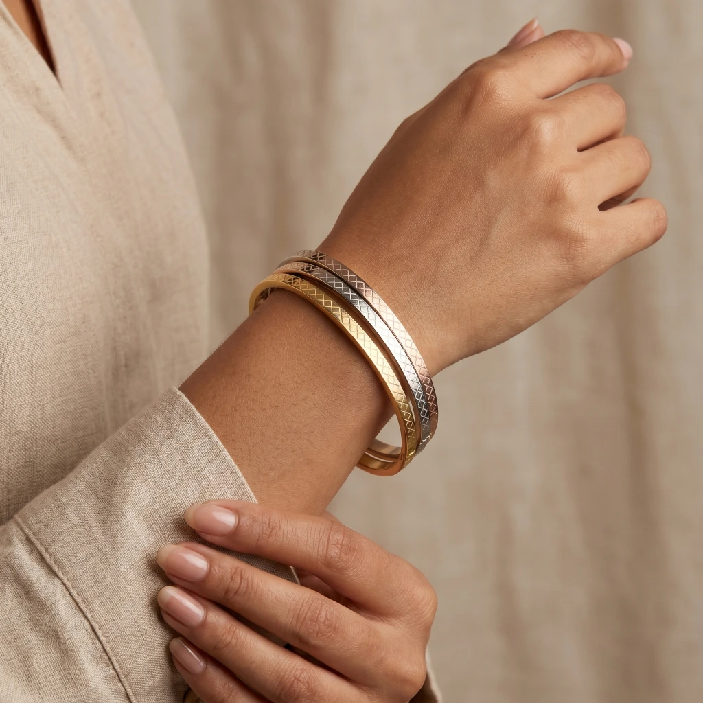 Tricolor Quilted Textured Openable Kada image 3