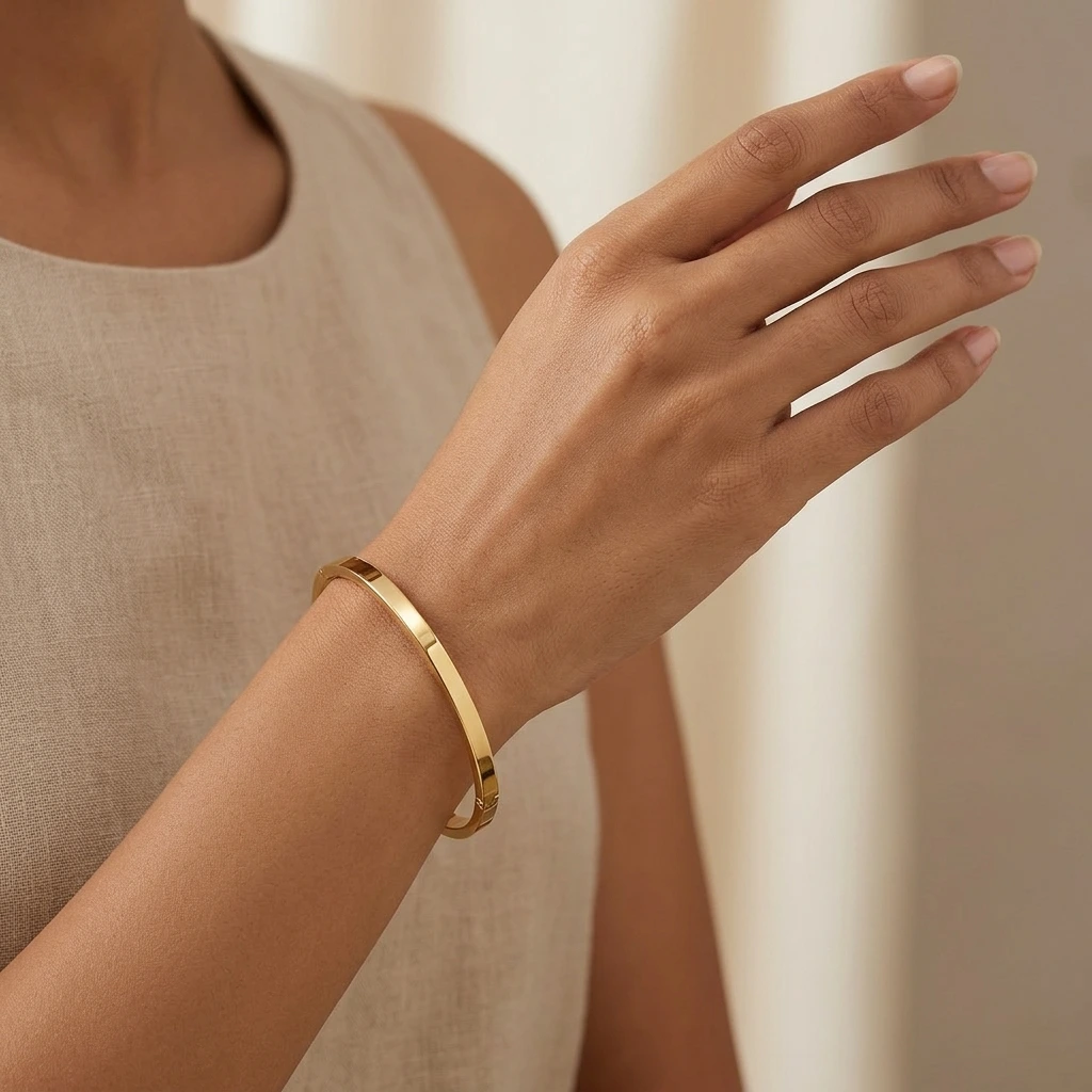 Sleek Modern Gold Minimalist Kada Bangle image 2