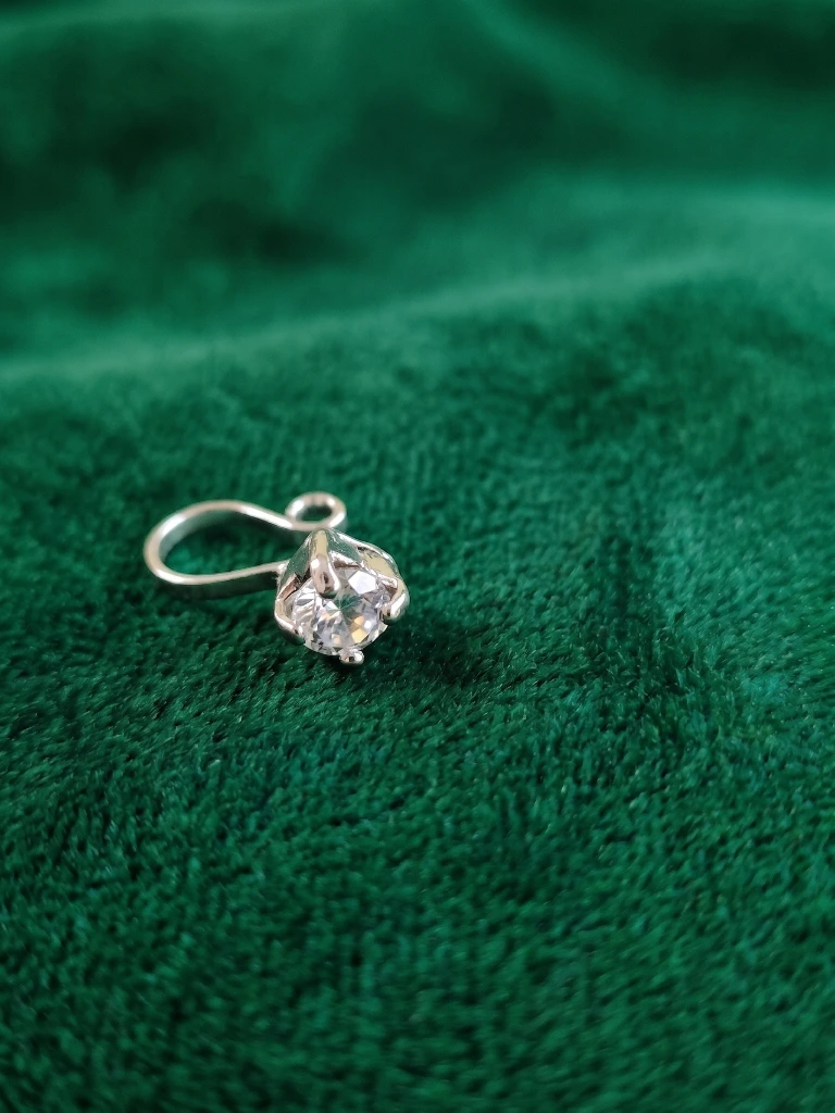 QDORA Silver Solitaire Crystal Nose Ring Cuff image 2