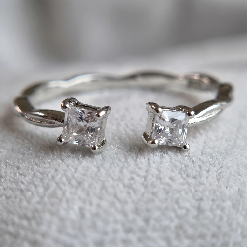 QDORA Silver Square Crystal Open Ring