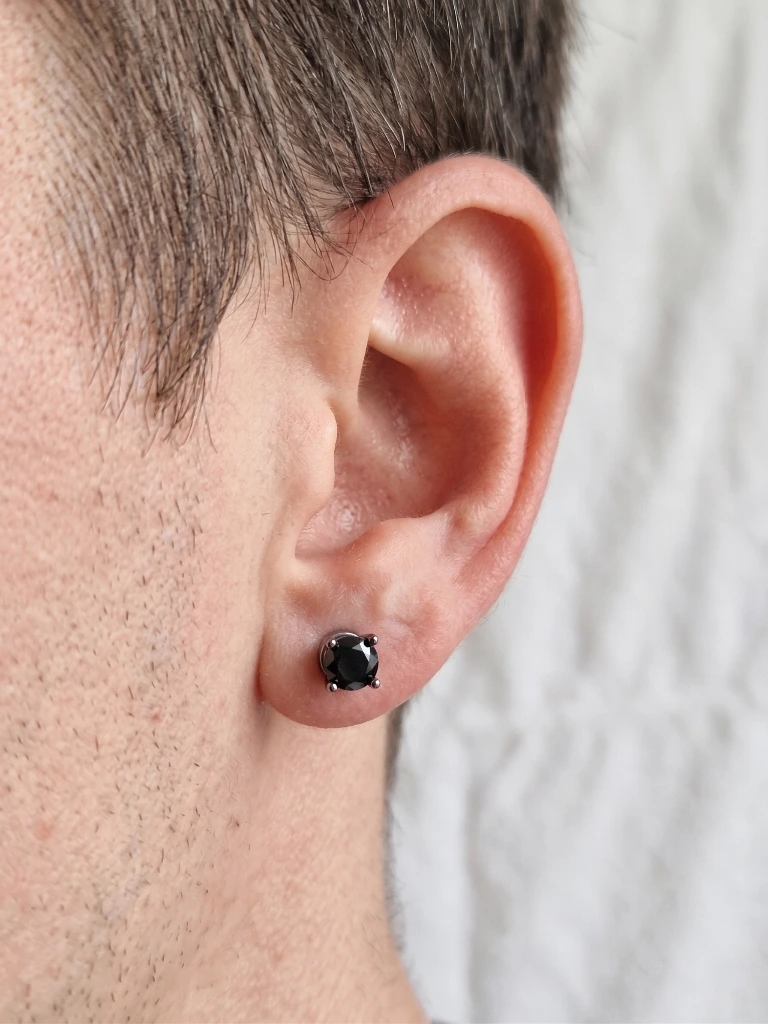 QDORA Black Gem Gunmetal Magnetic Earrings image 2