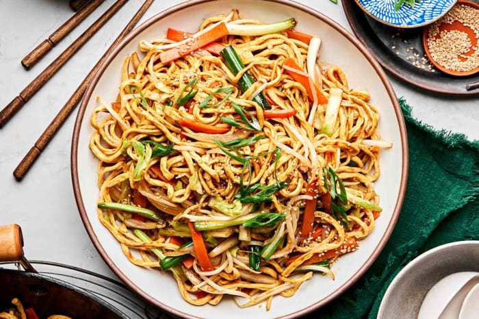 Stir Fried Veg / Egg Noodles