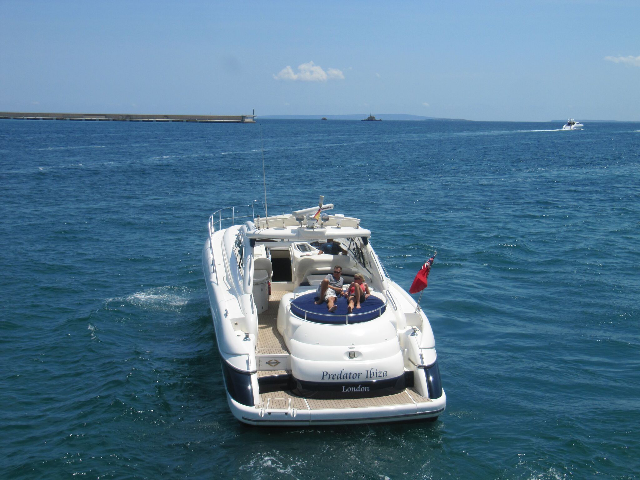 60ft Sunseeker Predator - 60ft/18m - Yacht