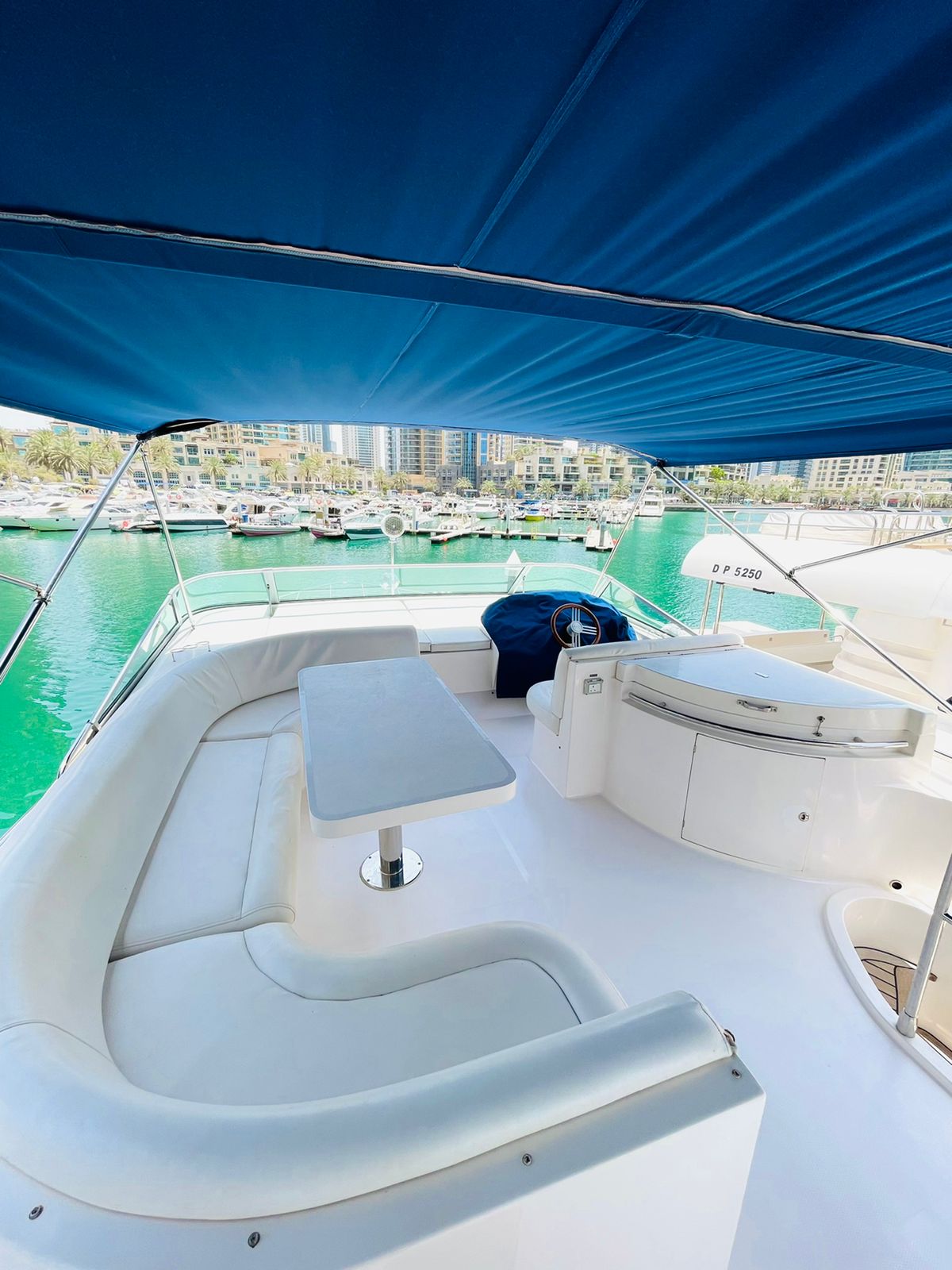 56ft Majesty SM - 56ft/17m (2009) - Yacht