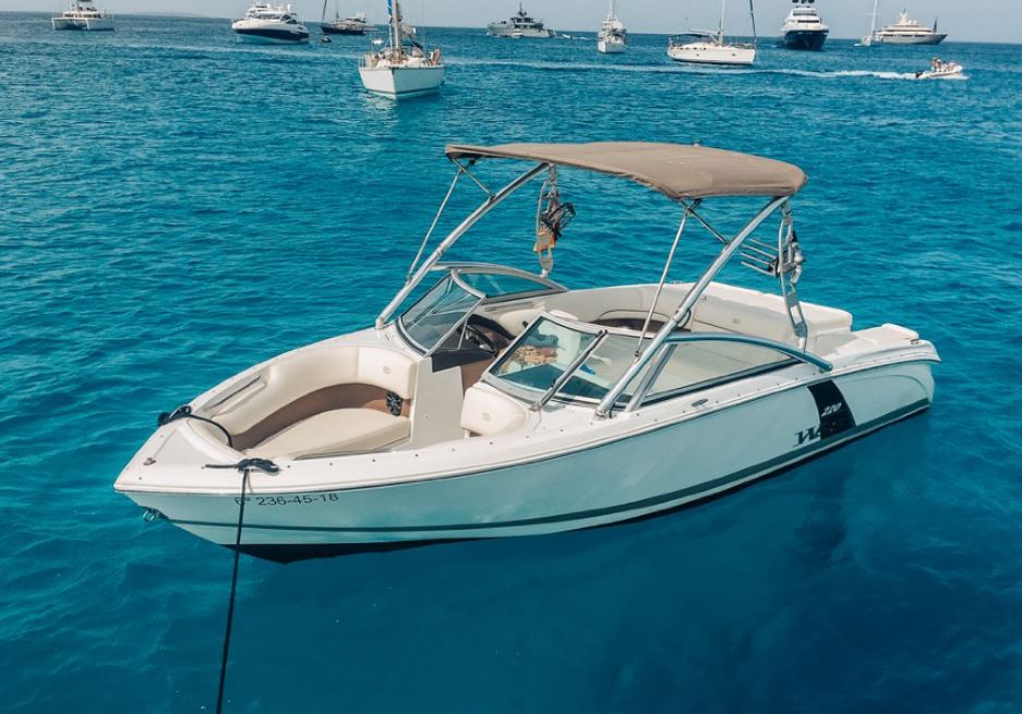 Cobalt 220 (Pumuki) - 22ft/7m (2018) - Motorboat