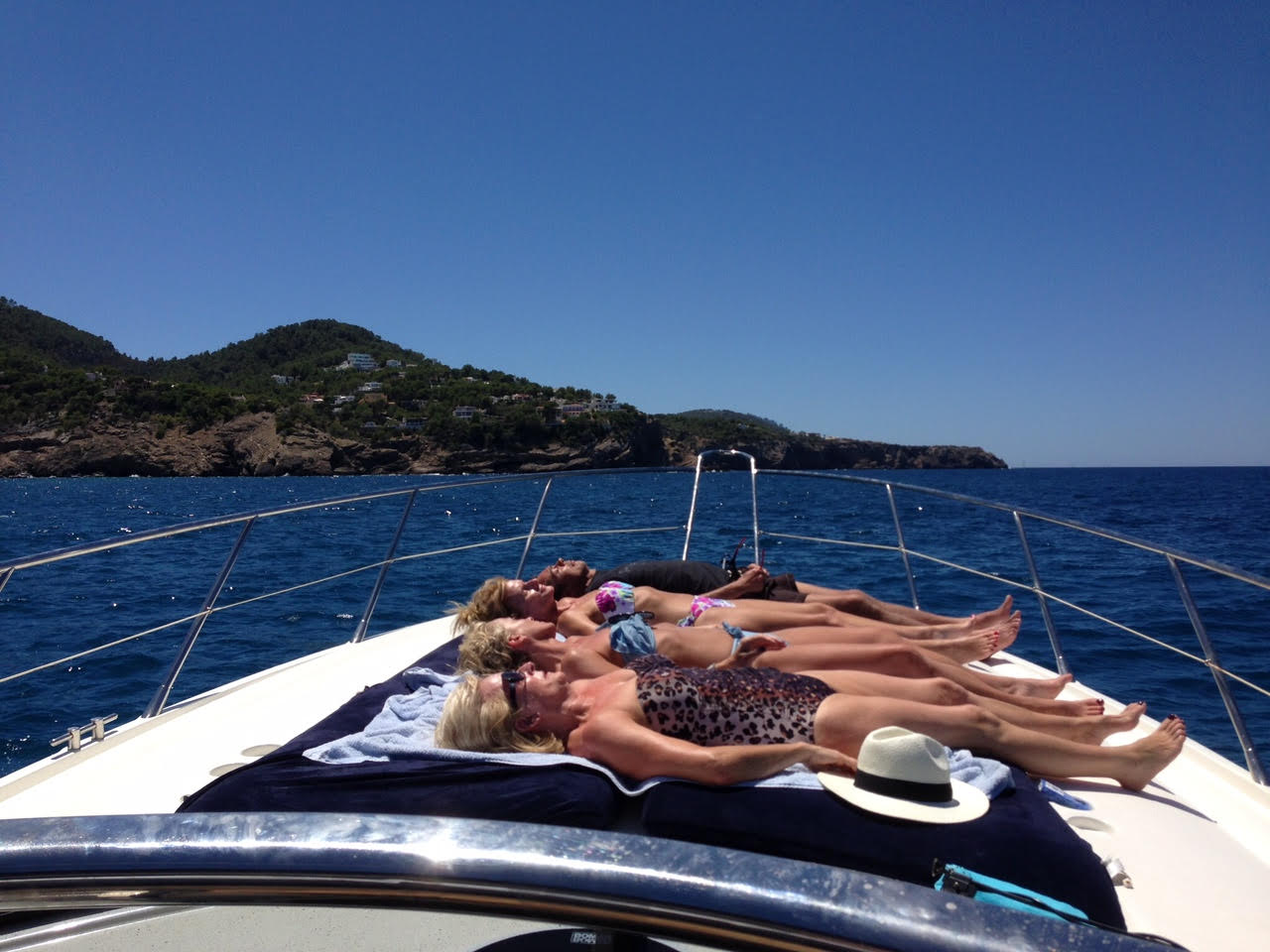 60ft Sunseeker Predator - 60ft/18m - Yacht