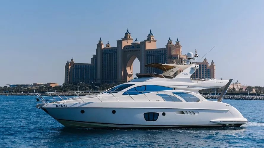 yacht refit dubai