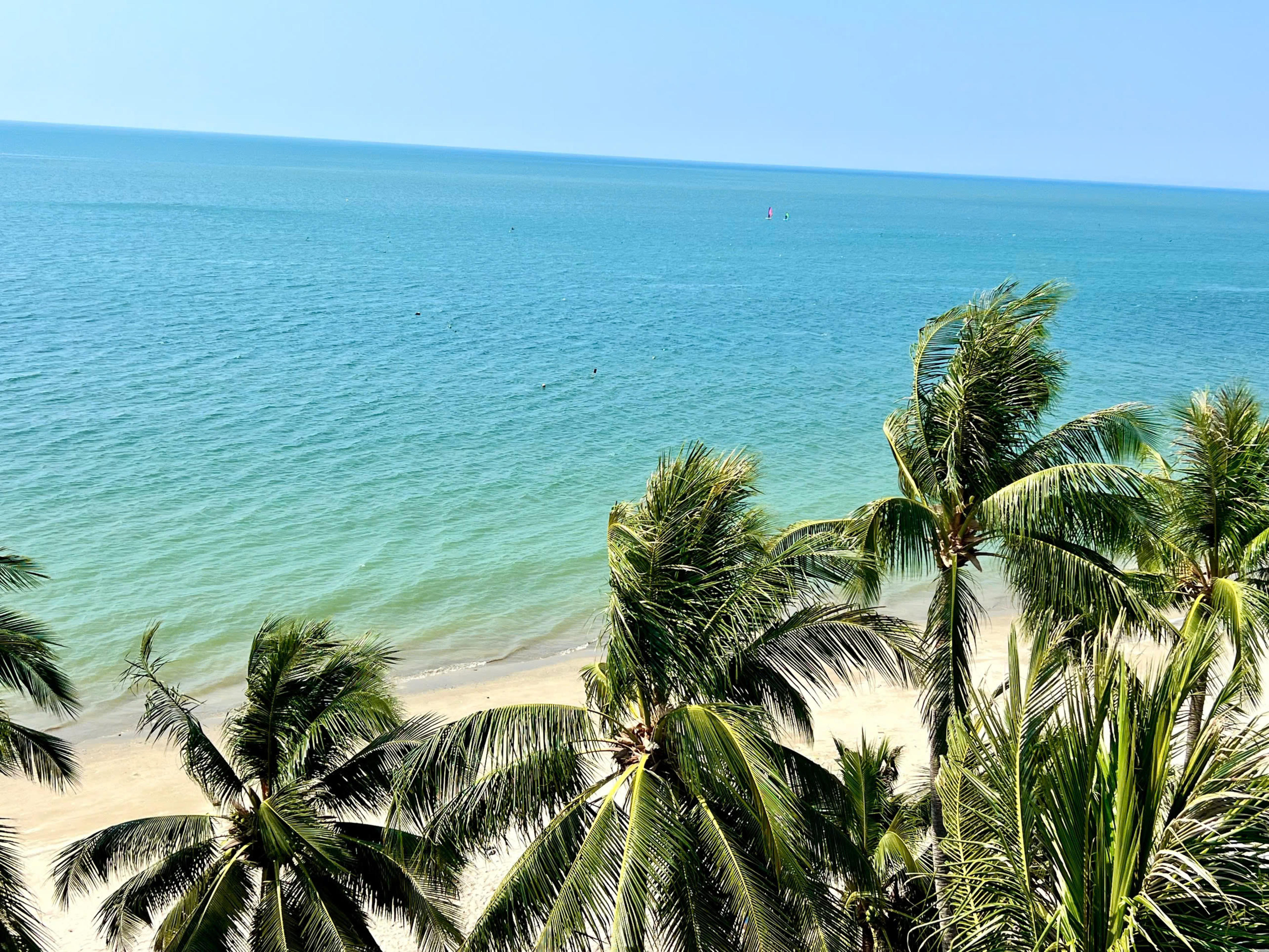 Canary Beach Resort 2