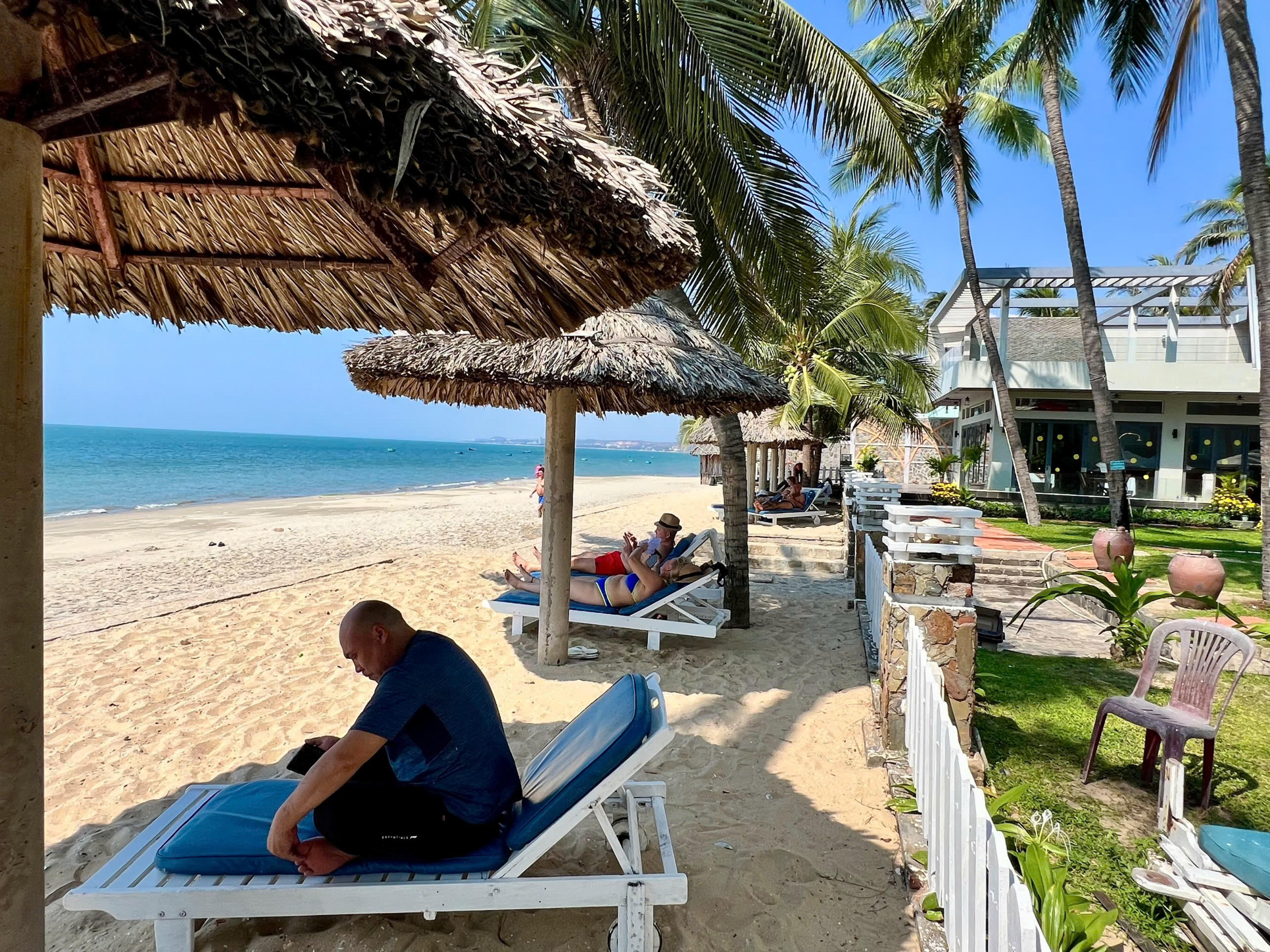 Canary Beach Resort 3