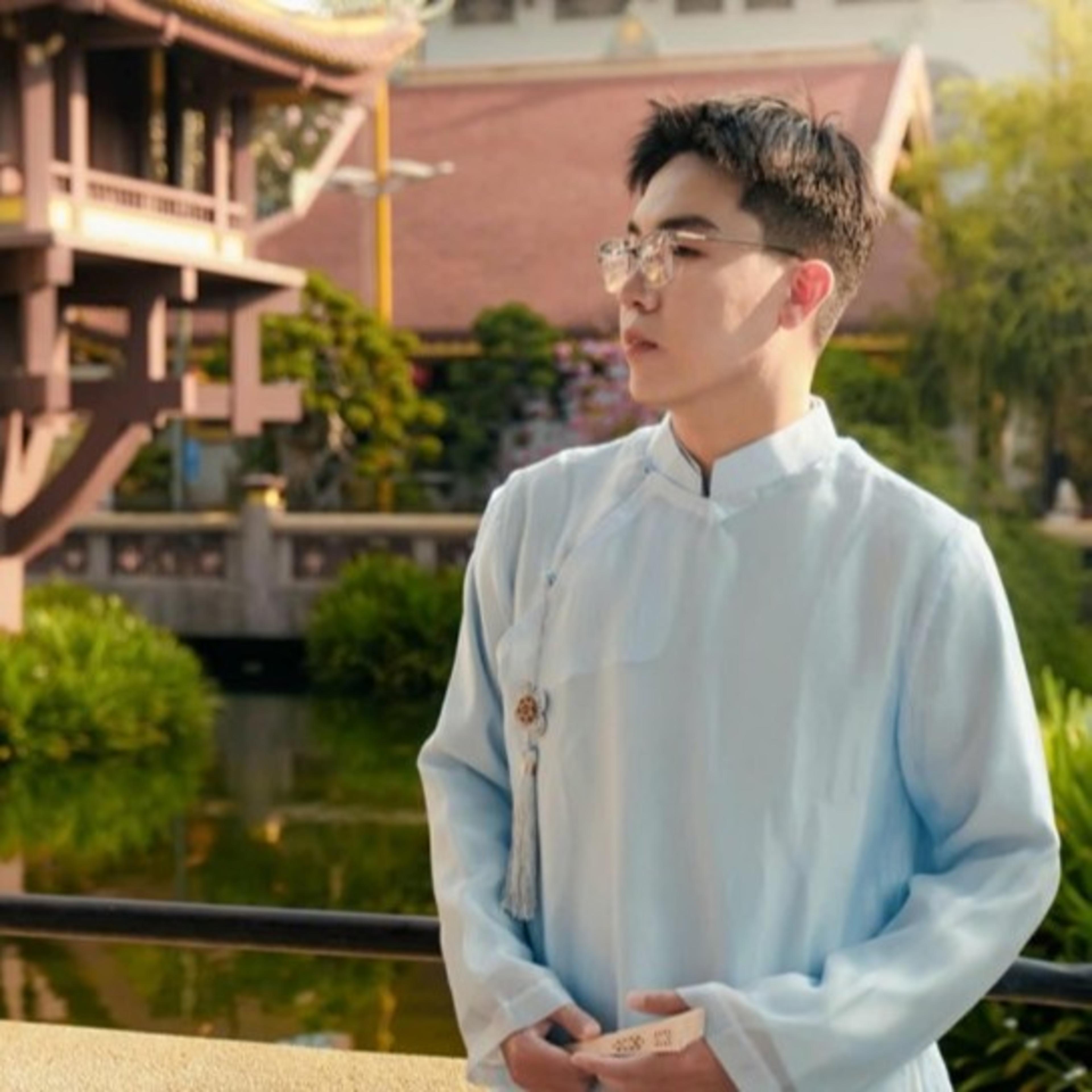 NGUYỄN NGỌC SANG — Founder & CEO