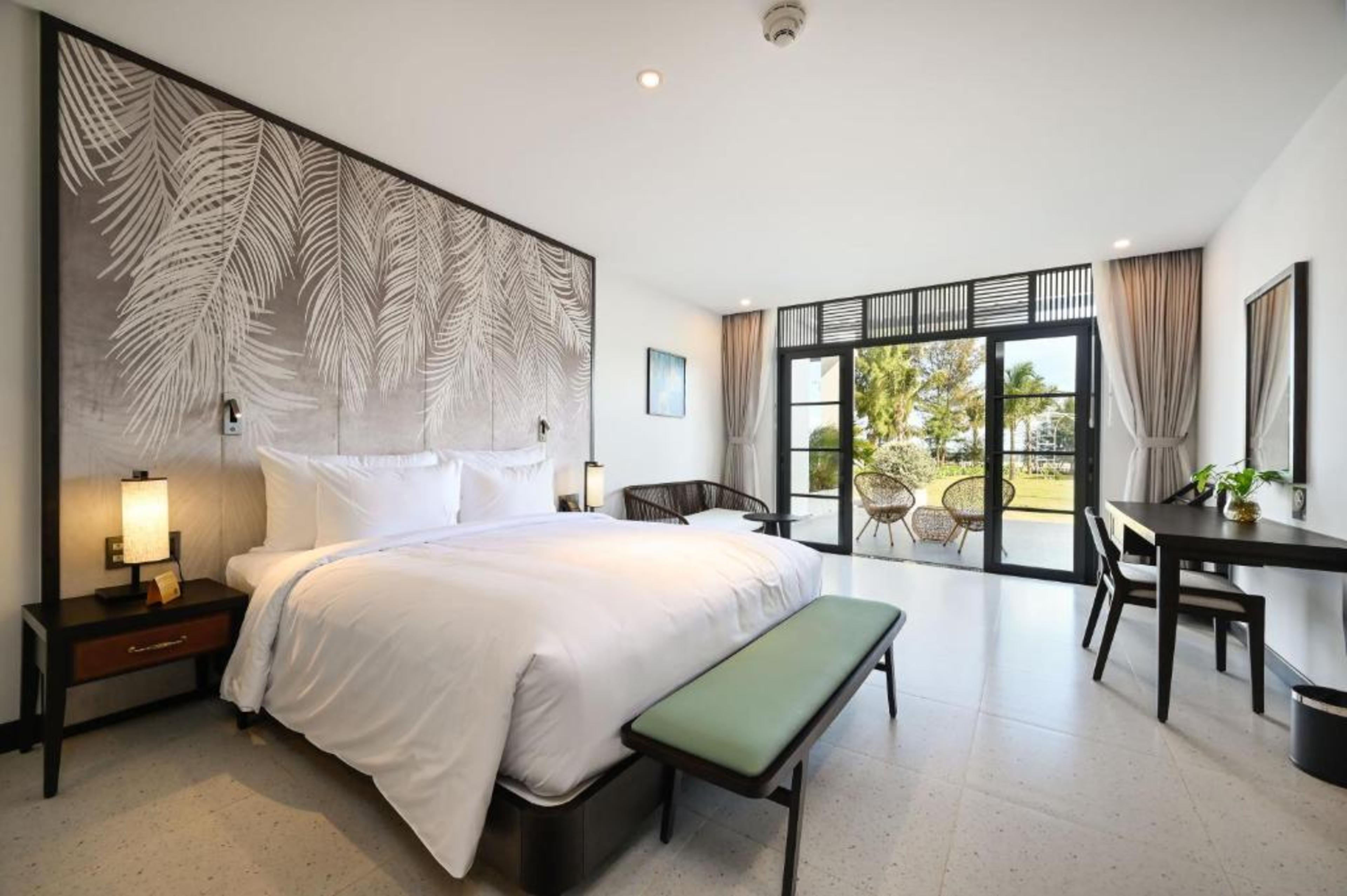 Emerald Hồ Tràm Resort 12