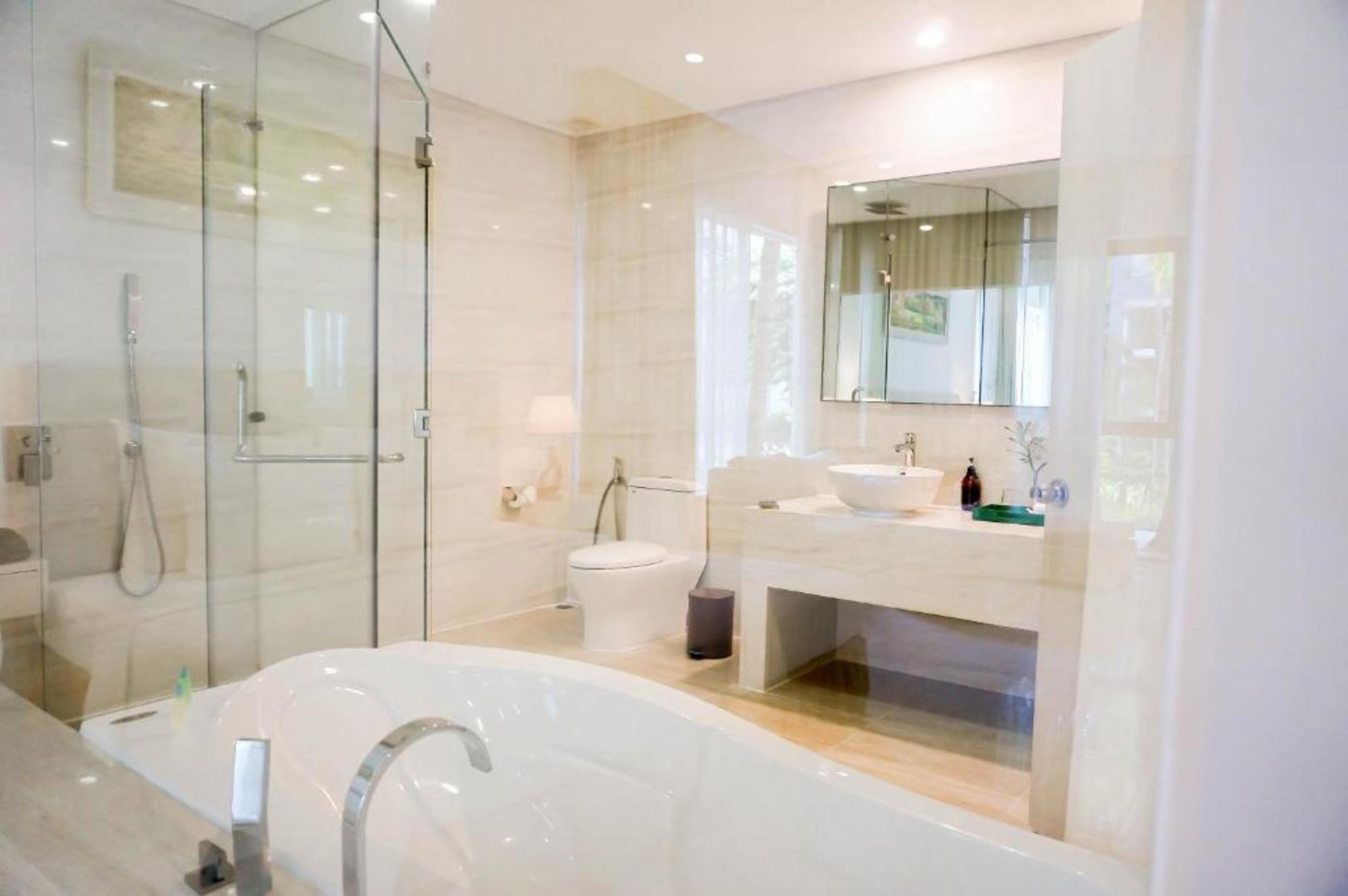 Costabella Resort Nha Trang 4