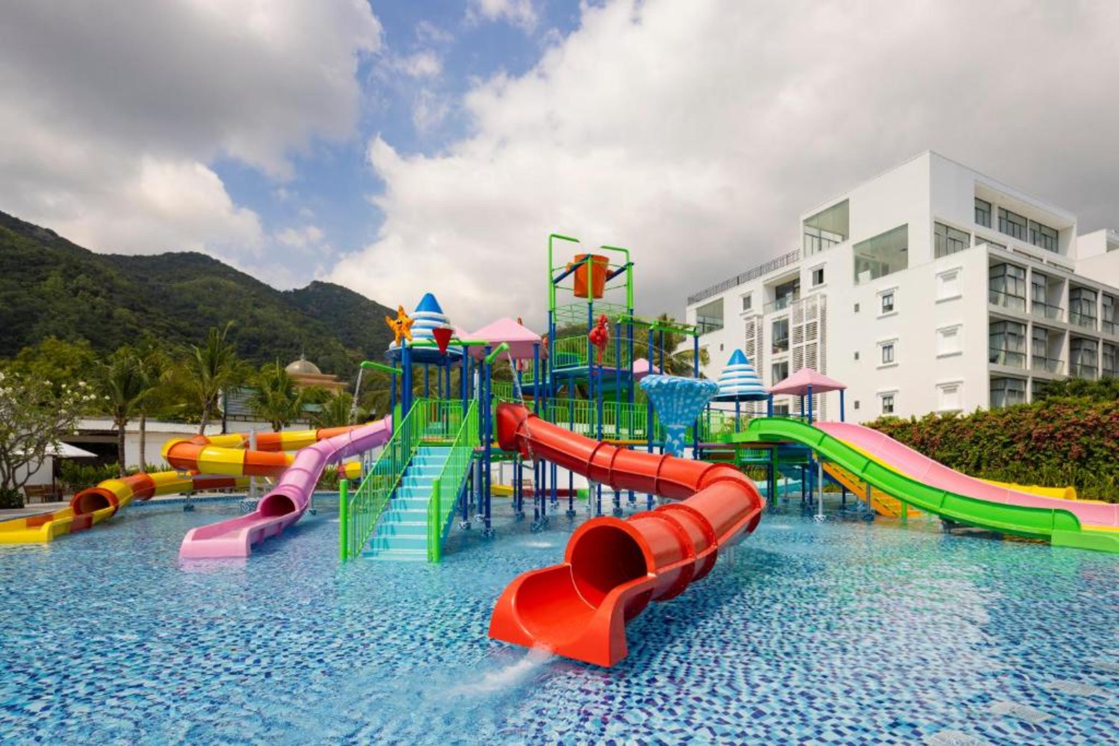 Costabella Resort Nha Trang 13