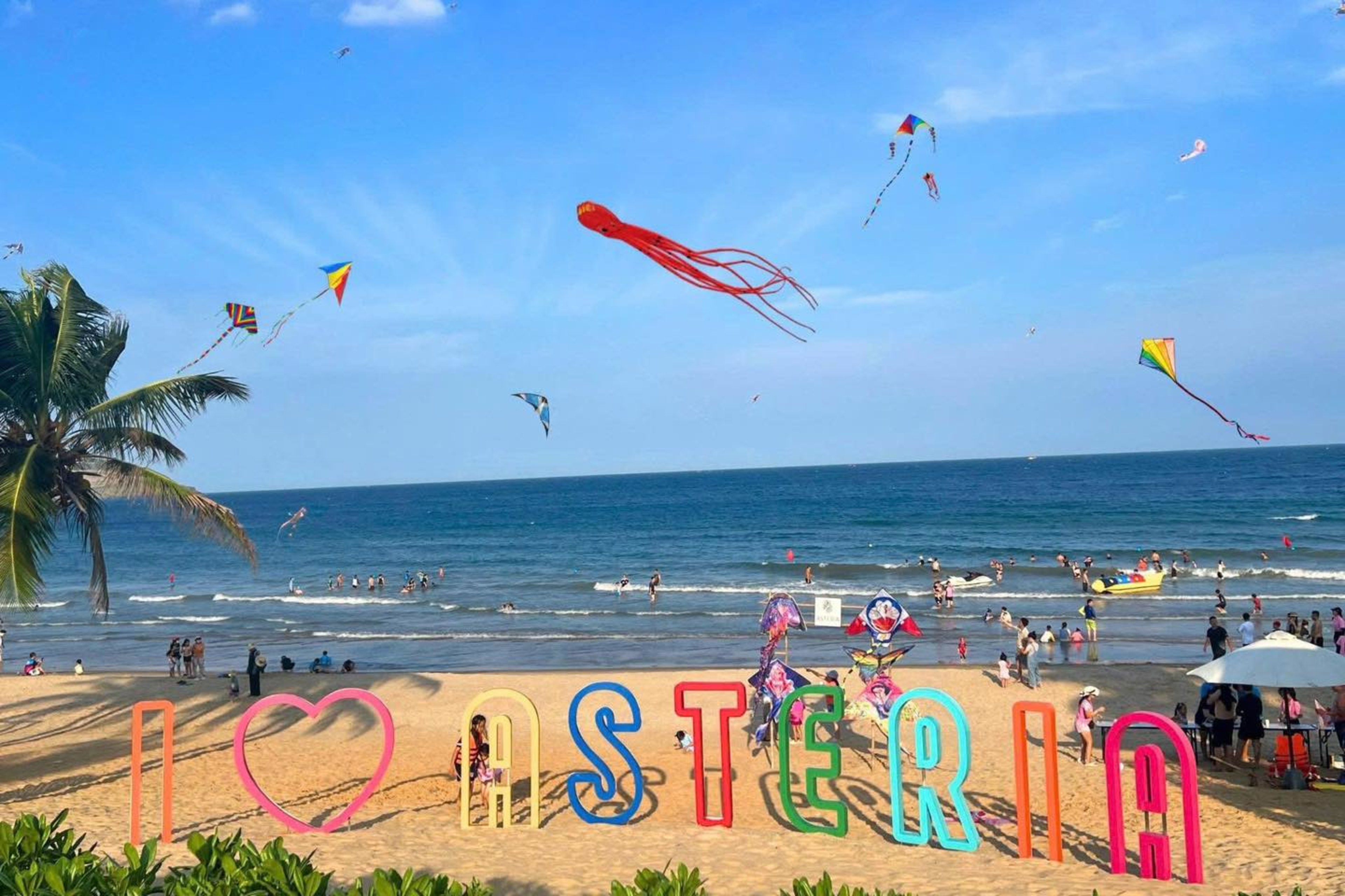 Centara Mirage vs Asteria Mũi Né — Chọn Resort Nào Cho Gia Đình? So Sánh Chi Tiết 2025