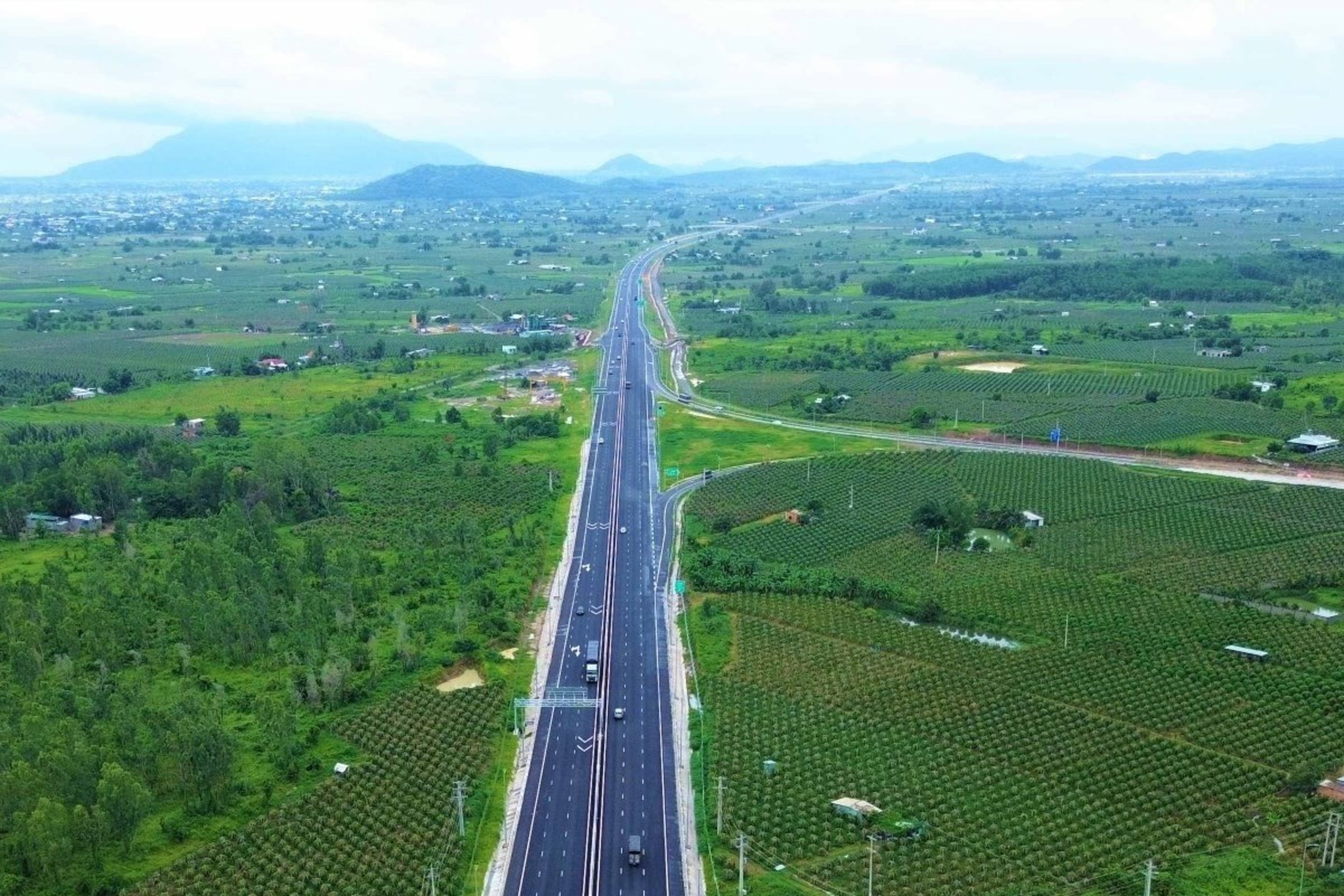 Tổng Hợp Trạm Dừng Chân & Quán Ăn Ngon Trên Tuyến Cao Tốc Dầu Giây – Phan Thiết