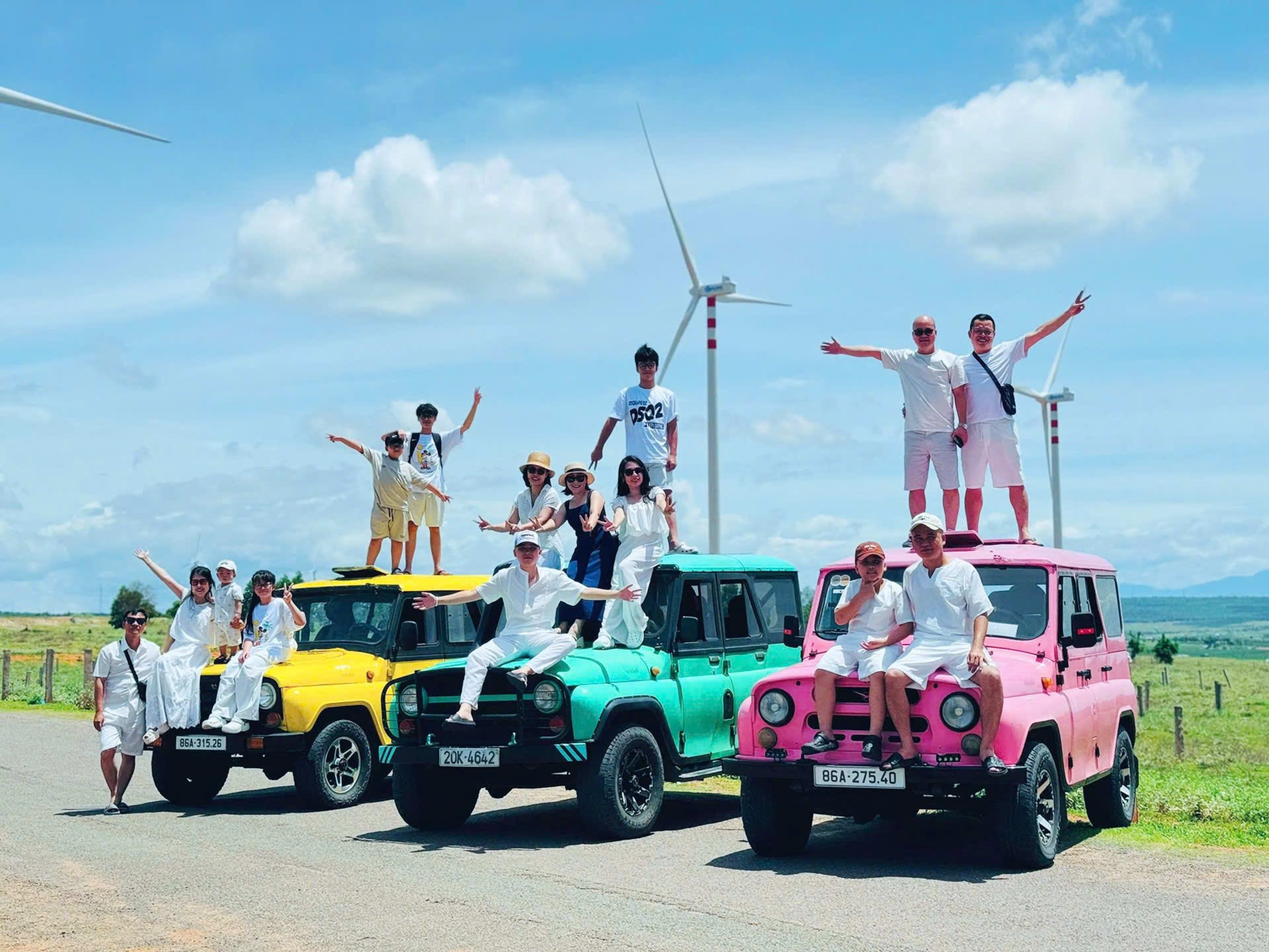 Kinh nghiệm đi tour xe Jeep Mũi Né từ A–Z: Lịch trình, giá vé & lưu ý 2026