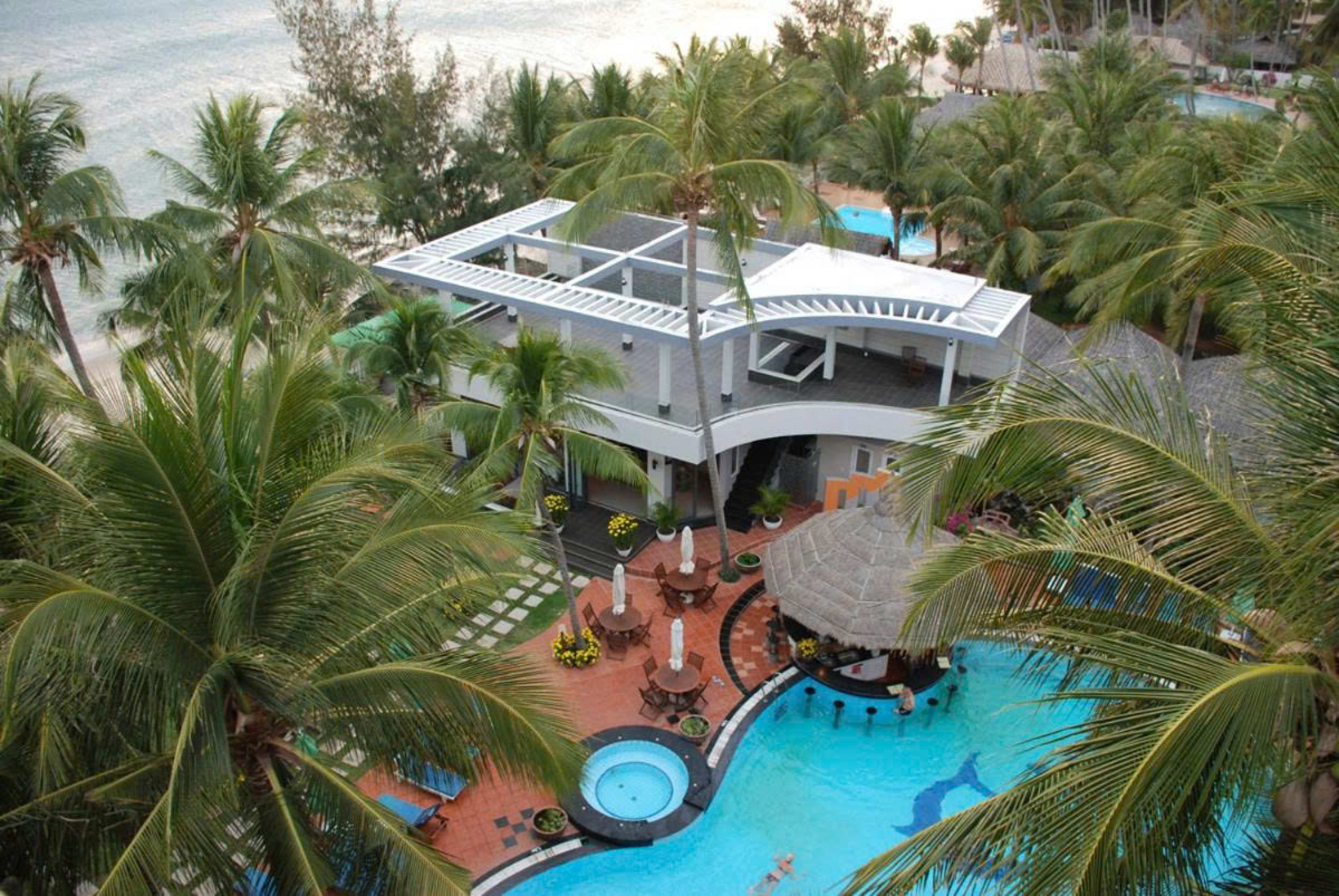 Canary Beach Resort 1
