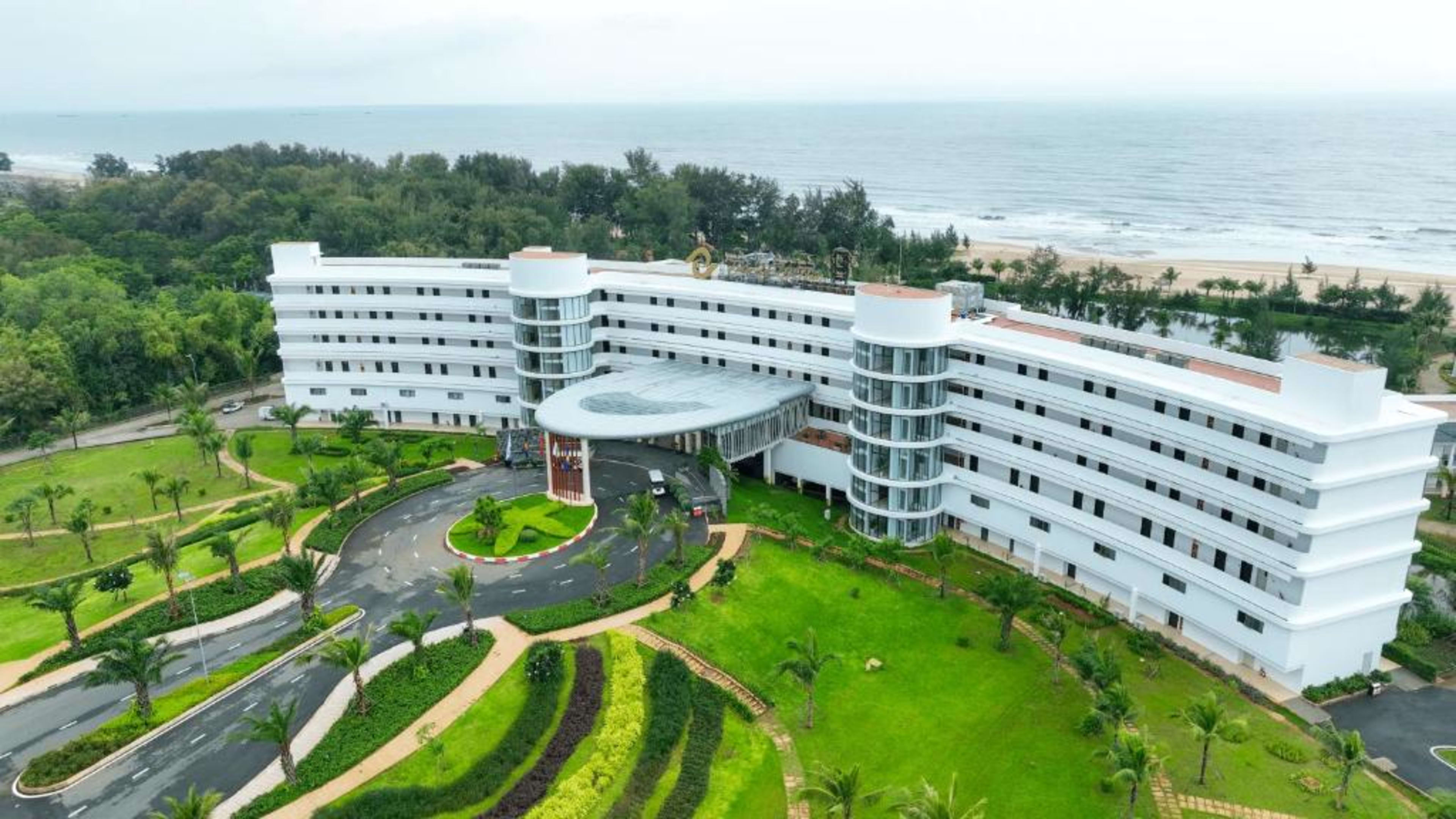 Emerald Hồ Tràm Resort 1