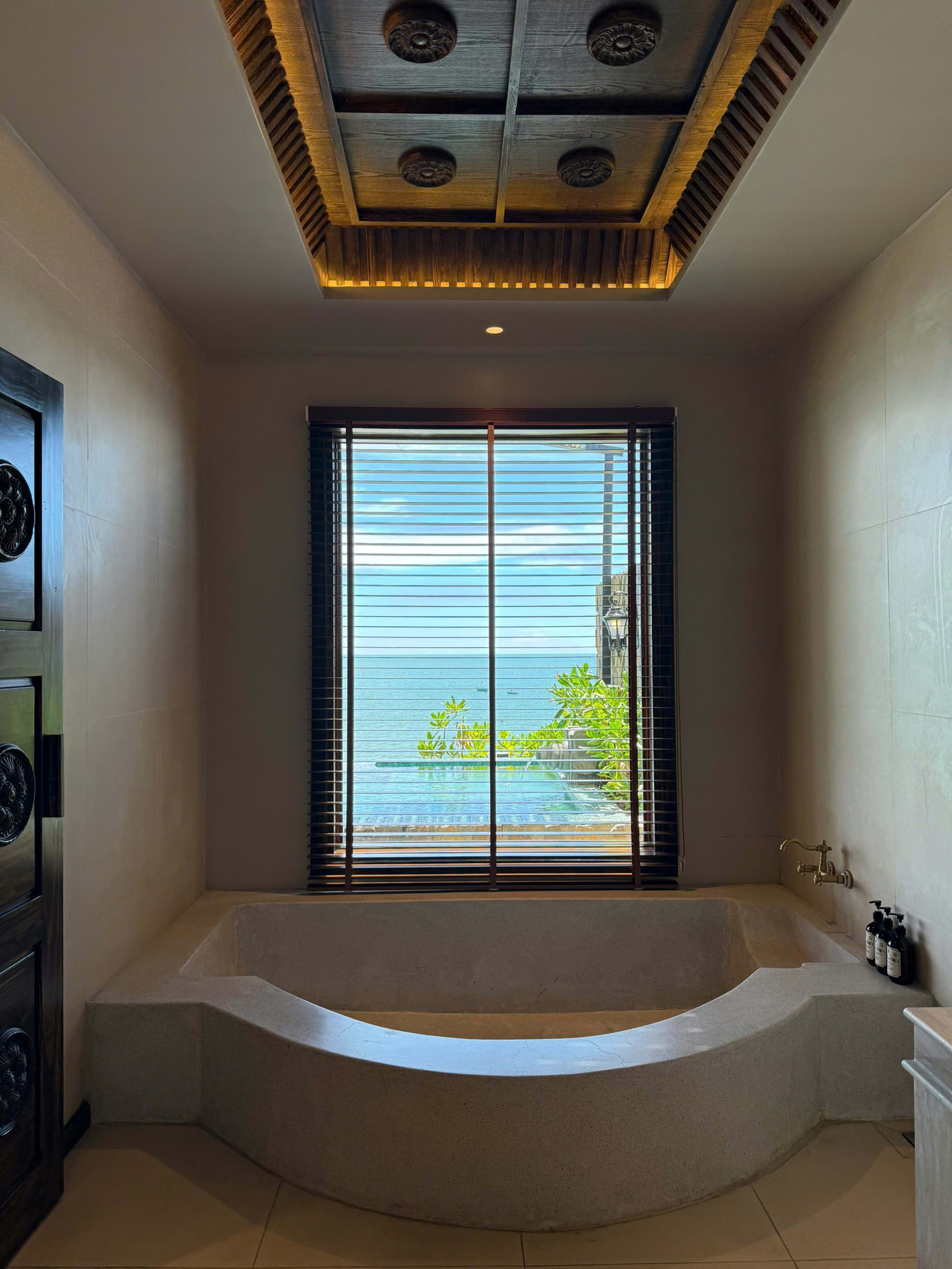 Premium Sea View