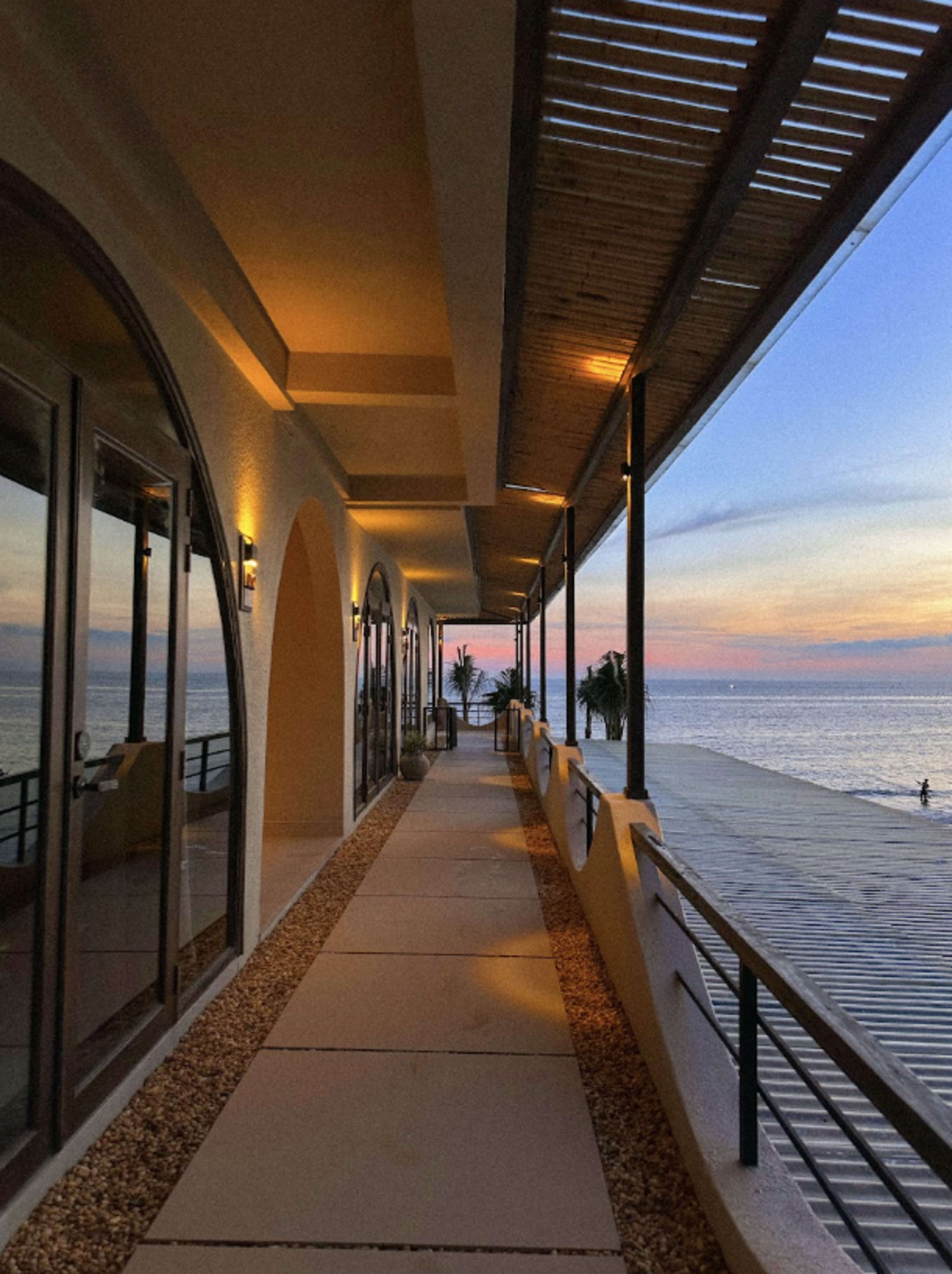 Deluxe B Sea View
