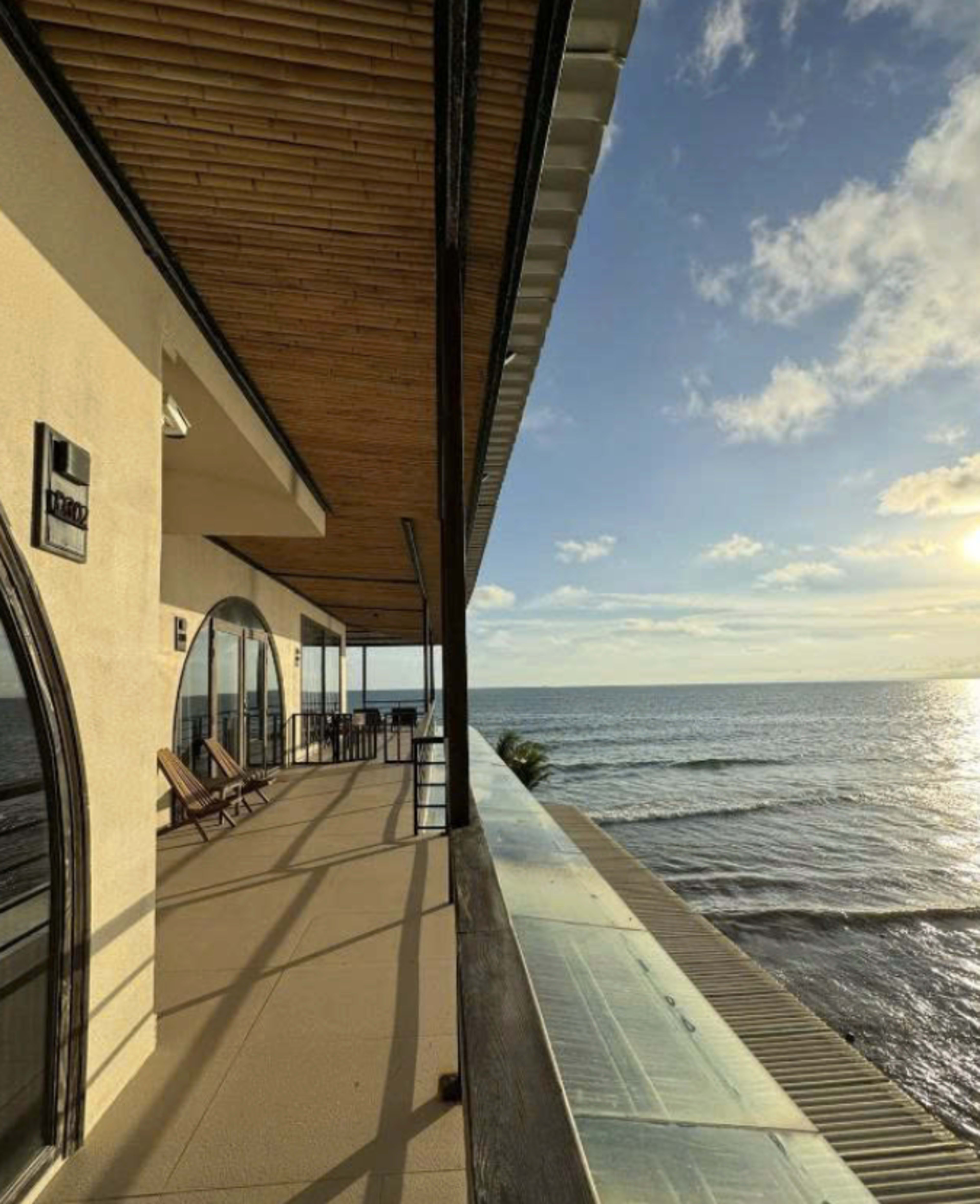 Deluxe B Sea View