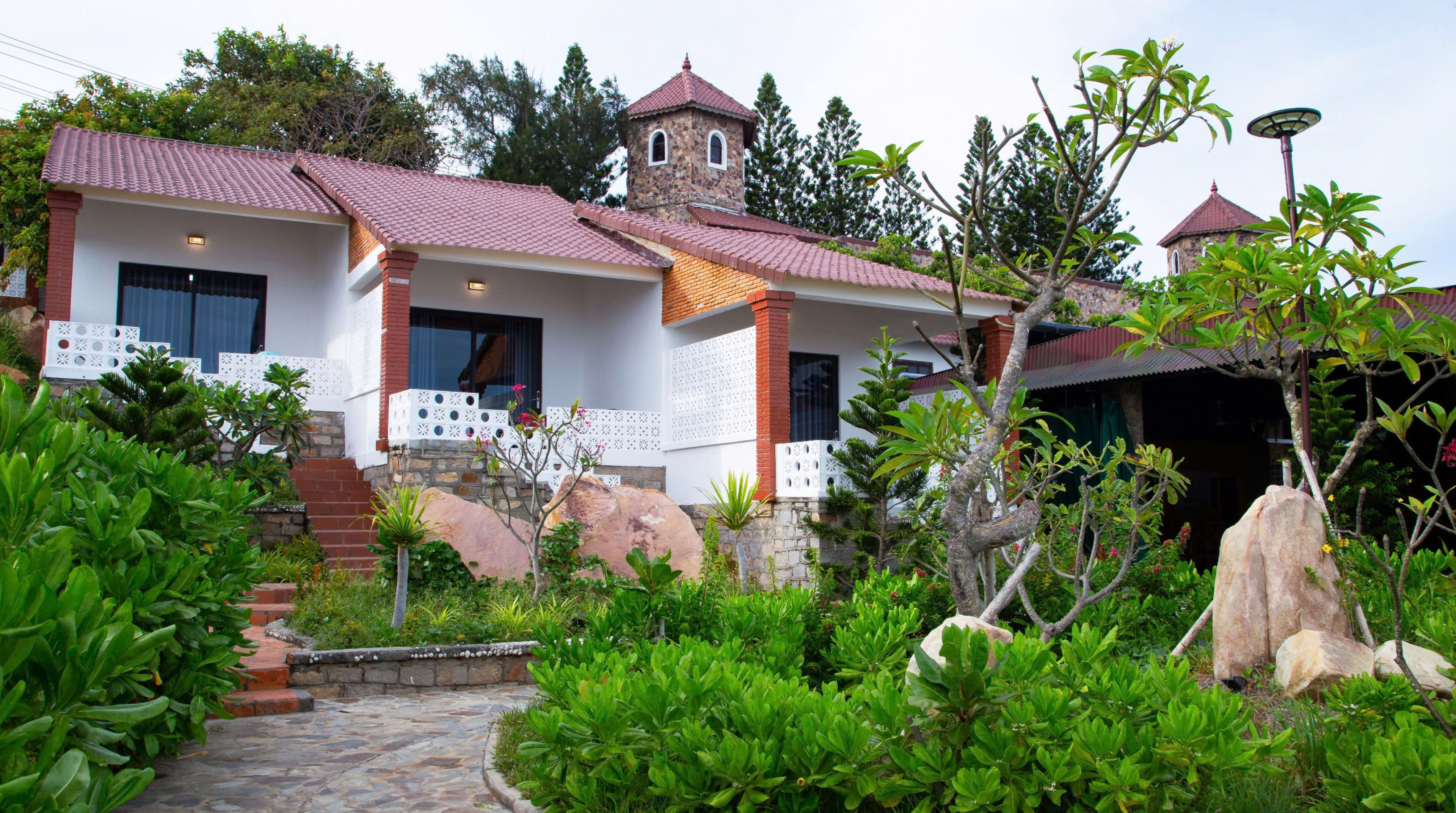 Adora Beachfront Grand