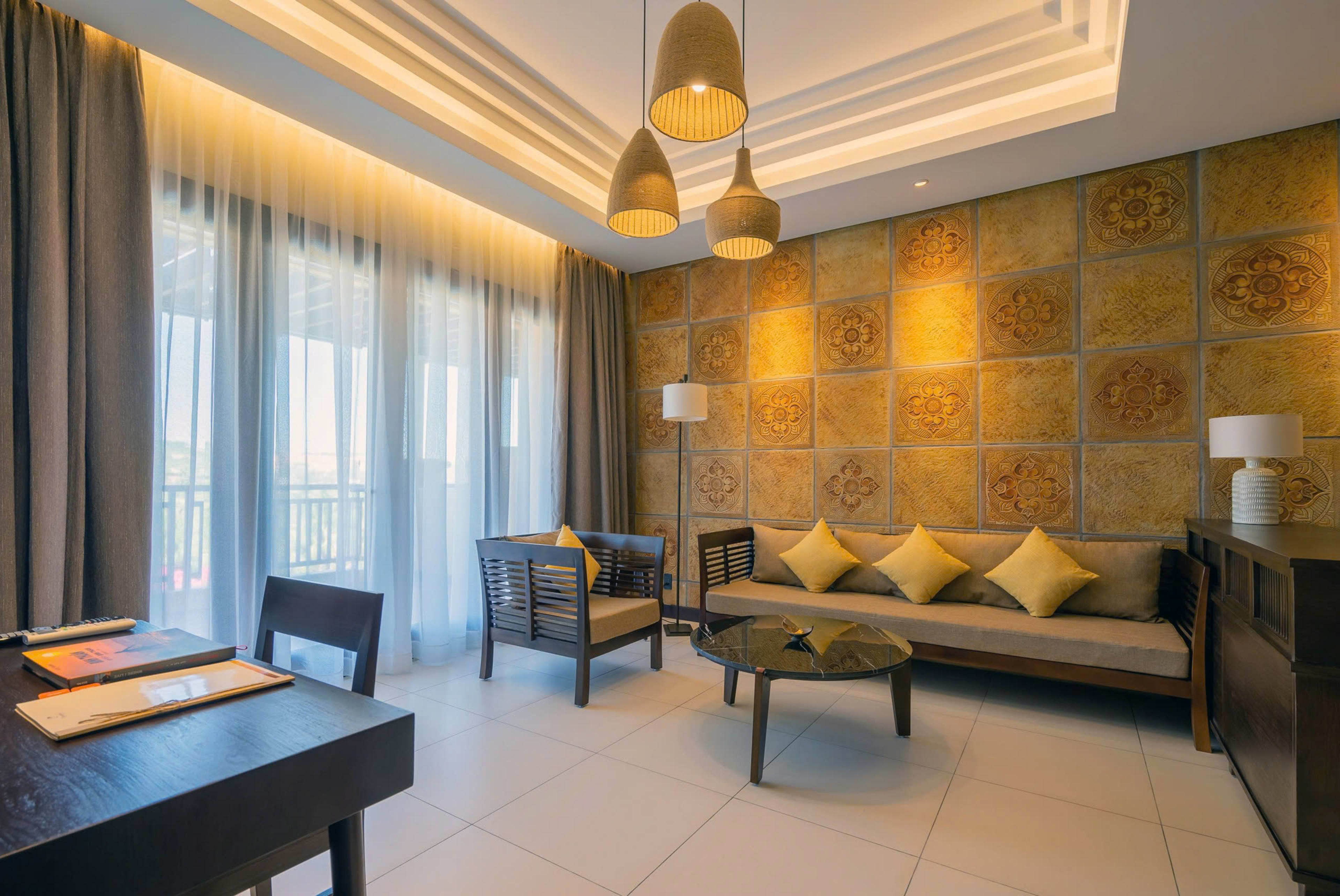 Signature Suite