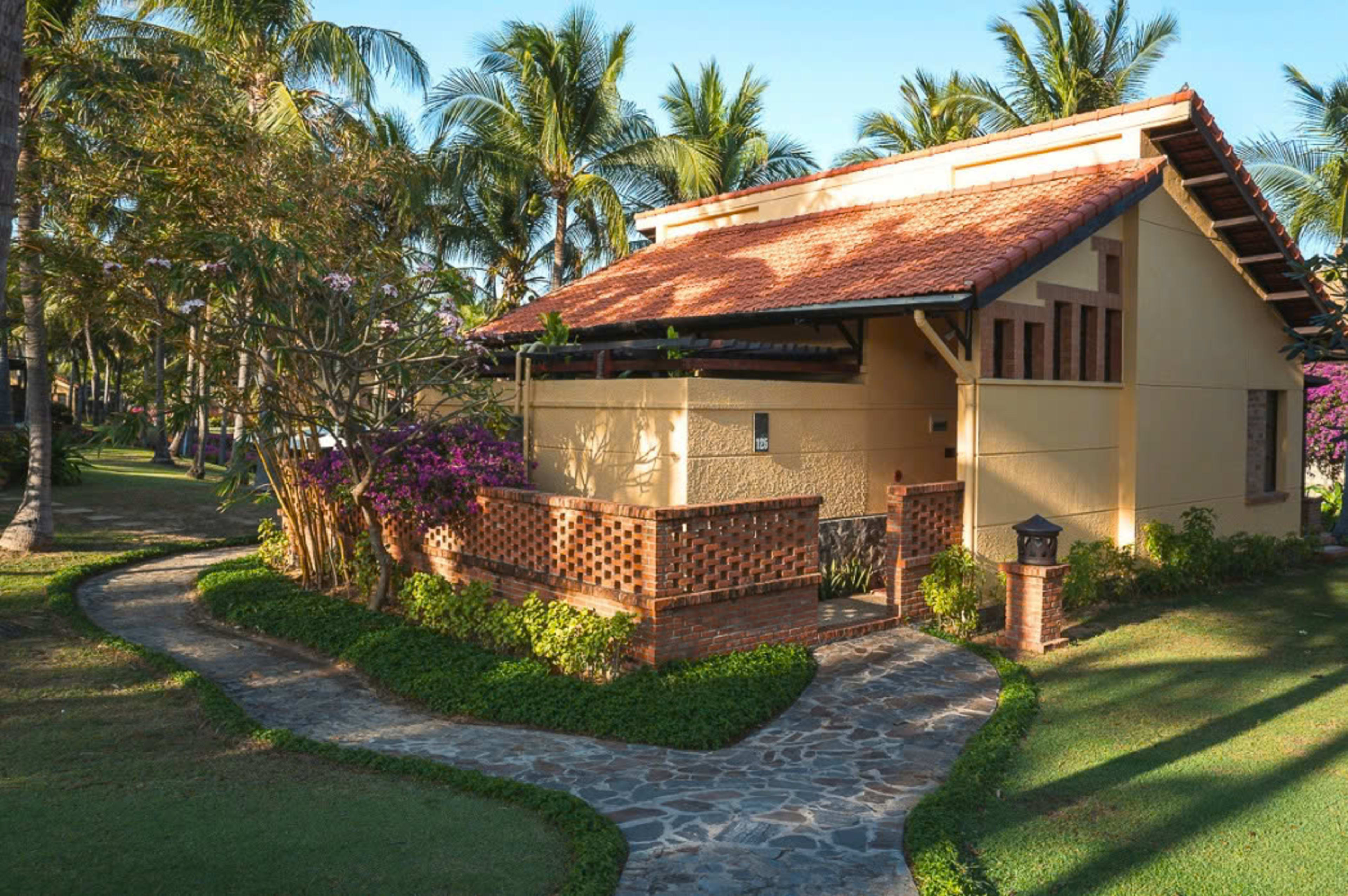 Bungalow Hướng Vườn