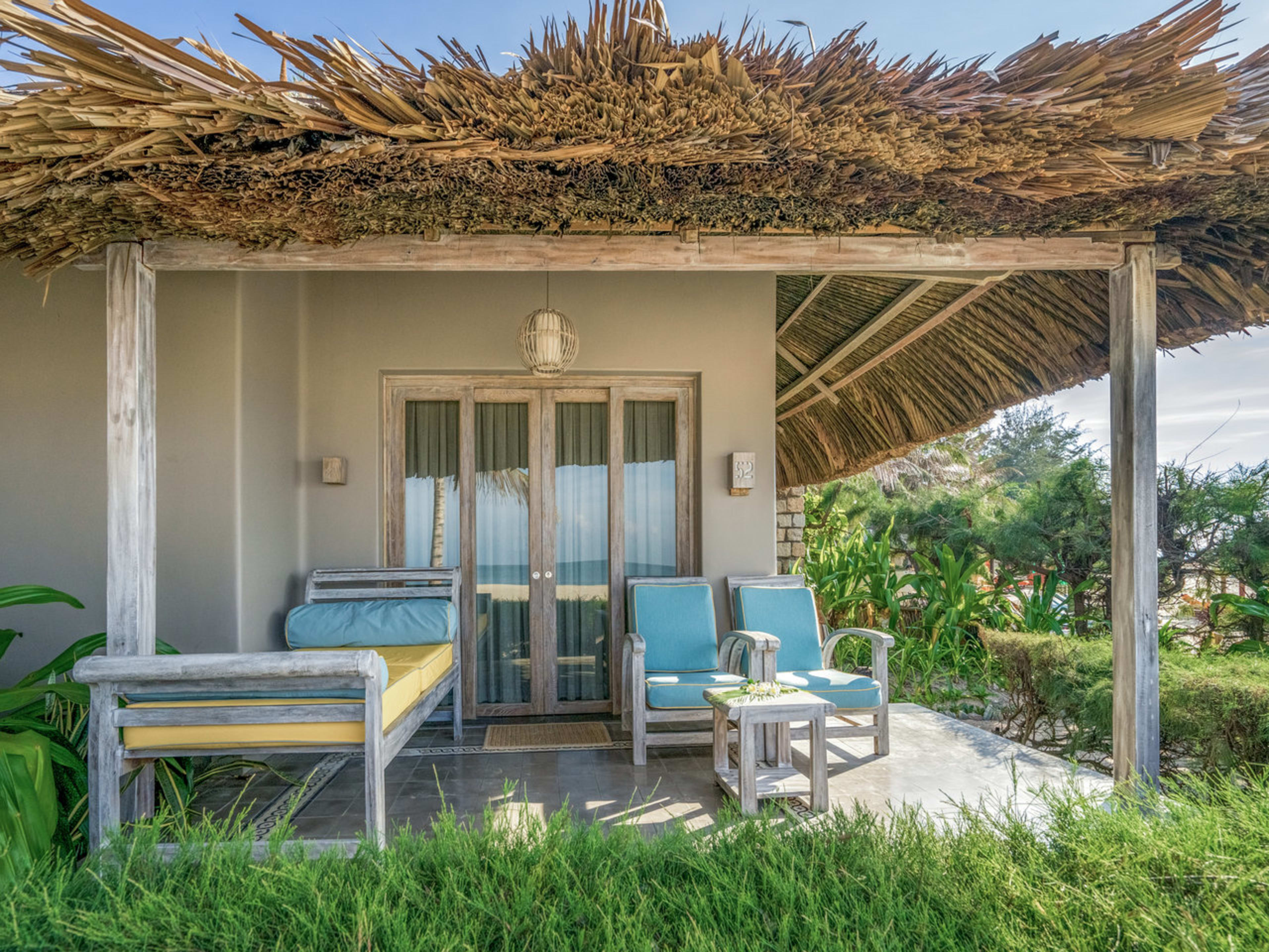 Deluxe Beachfront Bungalow