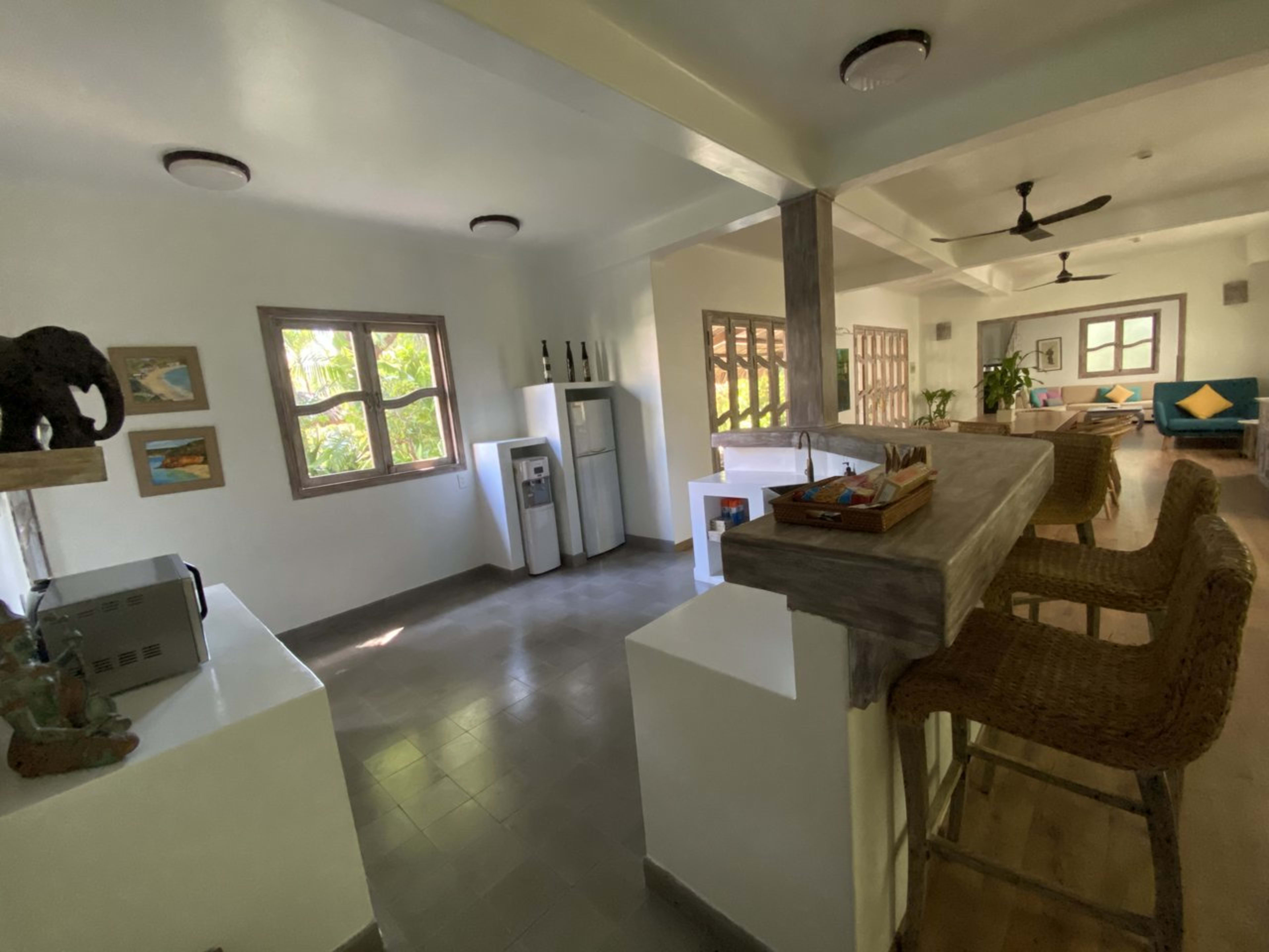 4 Bedrooms Family Villa