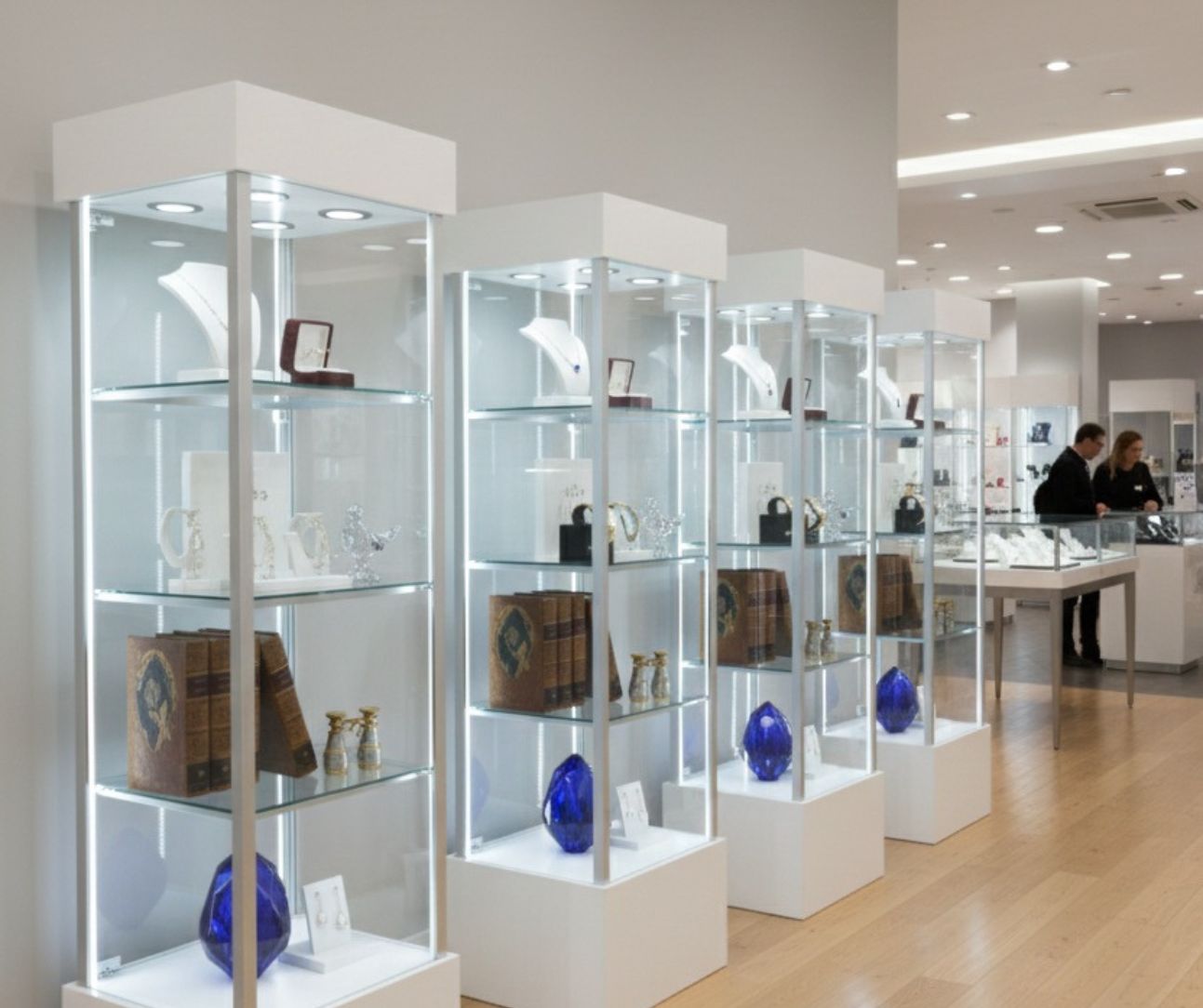 Glass Showcase Display Tower with LED lighting - view 4