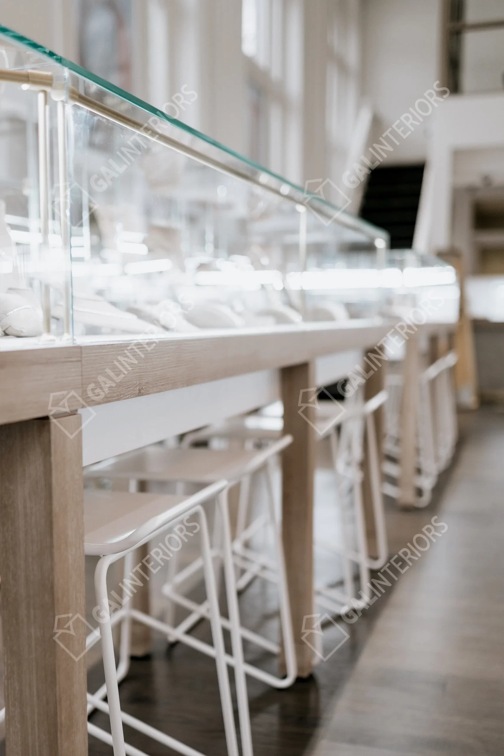 COLONIAL JEWELERS — Jewelry Store Interior Design by Gal Interiors, photo 5