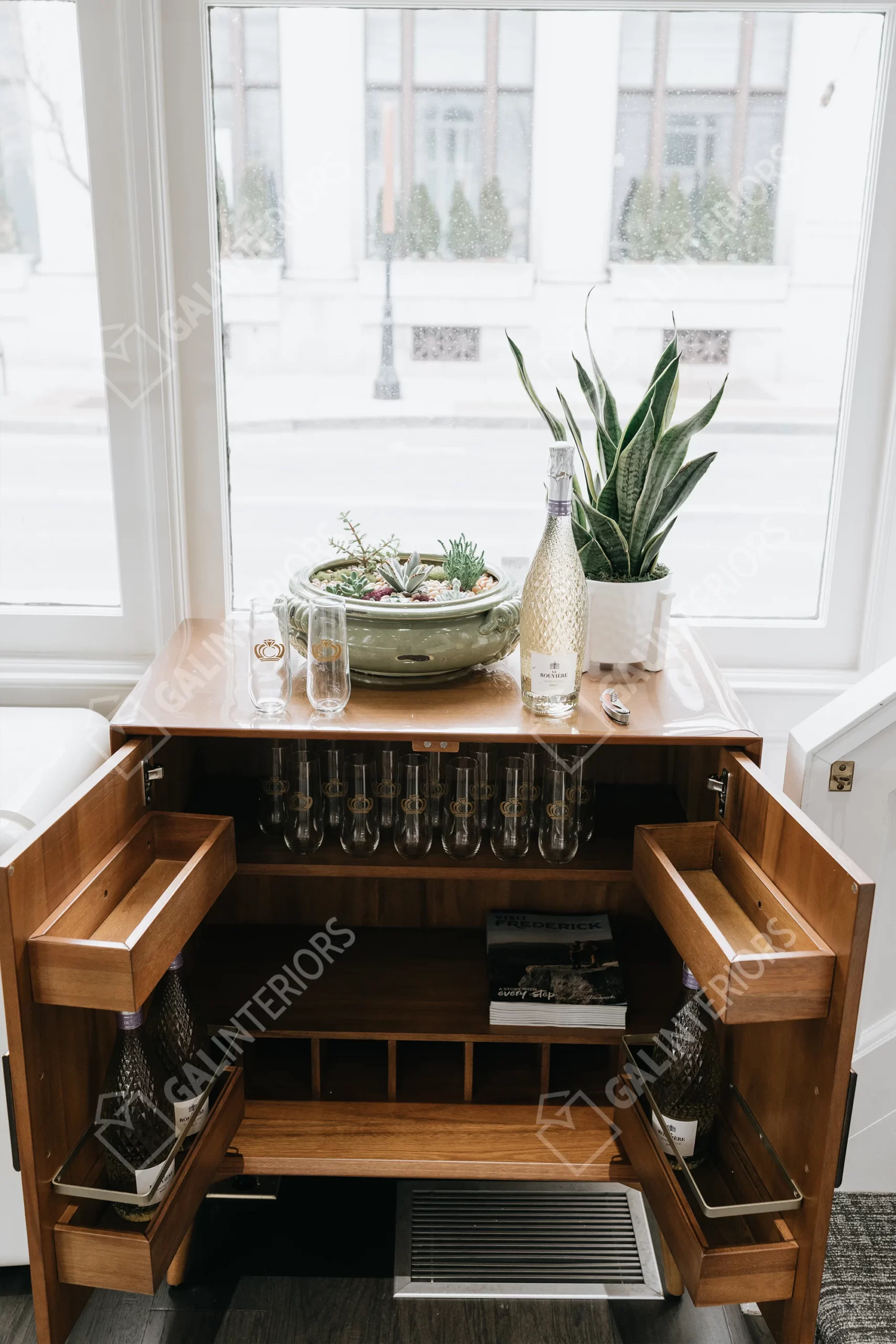 COLONIAL JEWELERS — Jewelry Store Interior Design by Gal Interiors, photo 6