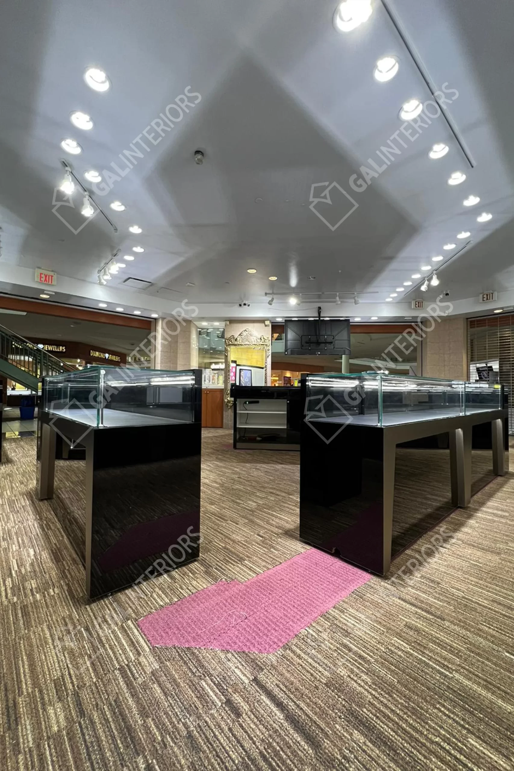 DIAMONDS & DIAMONDS — Jewelry Store Interior Design by Gal Interiors, photo 4