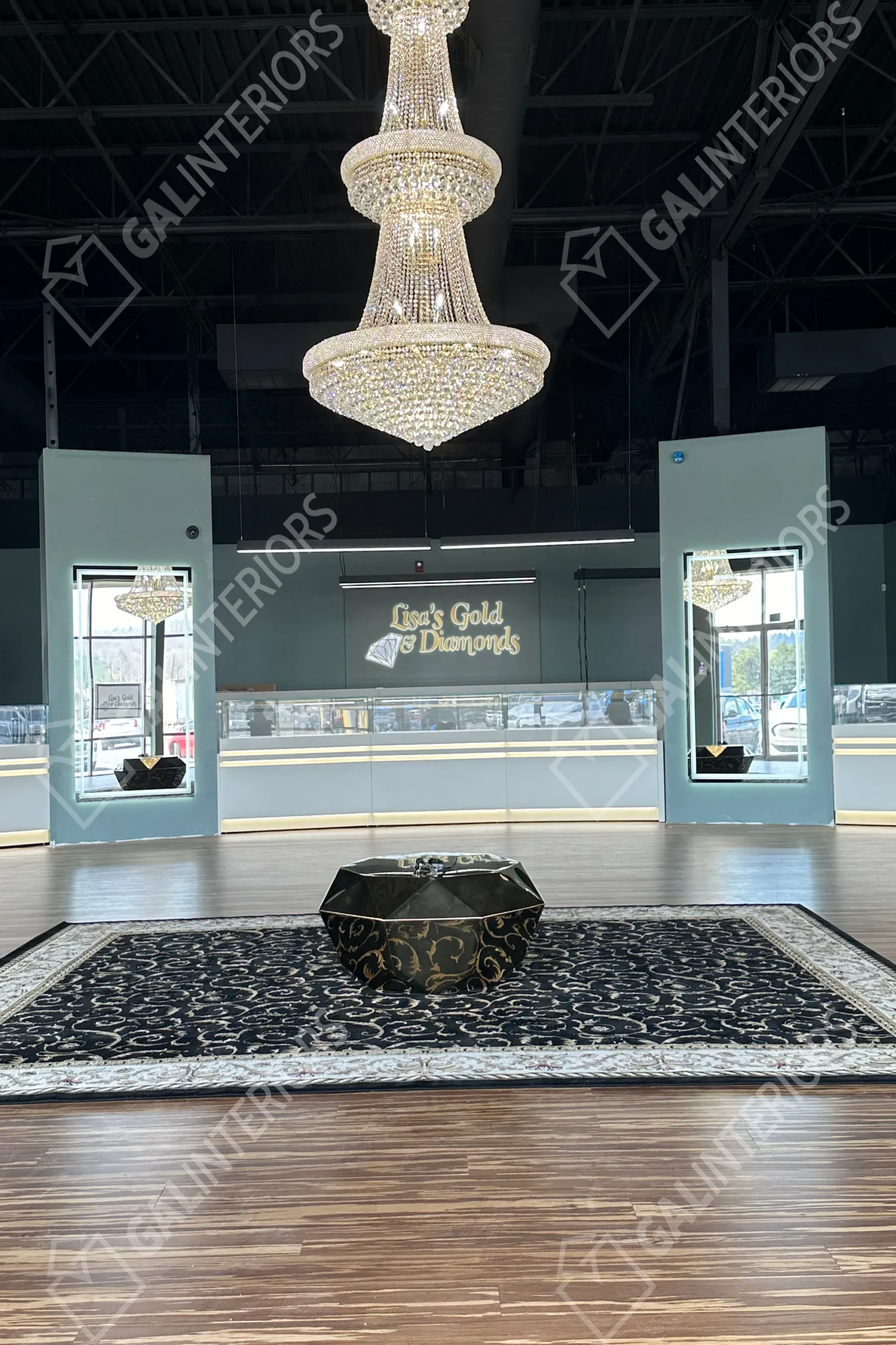 LISA'S GOLD DIAMONDS / USA — Jewelry Store Interior Design by Gal Interiors, photo 4