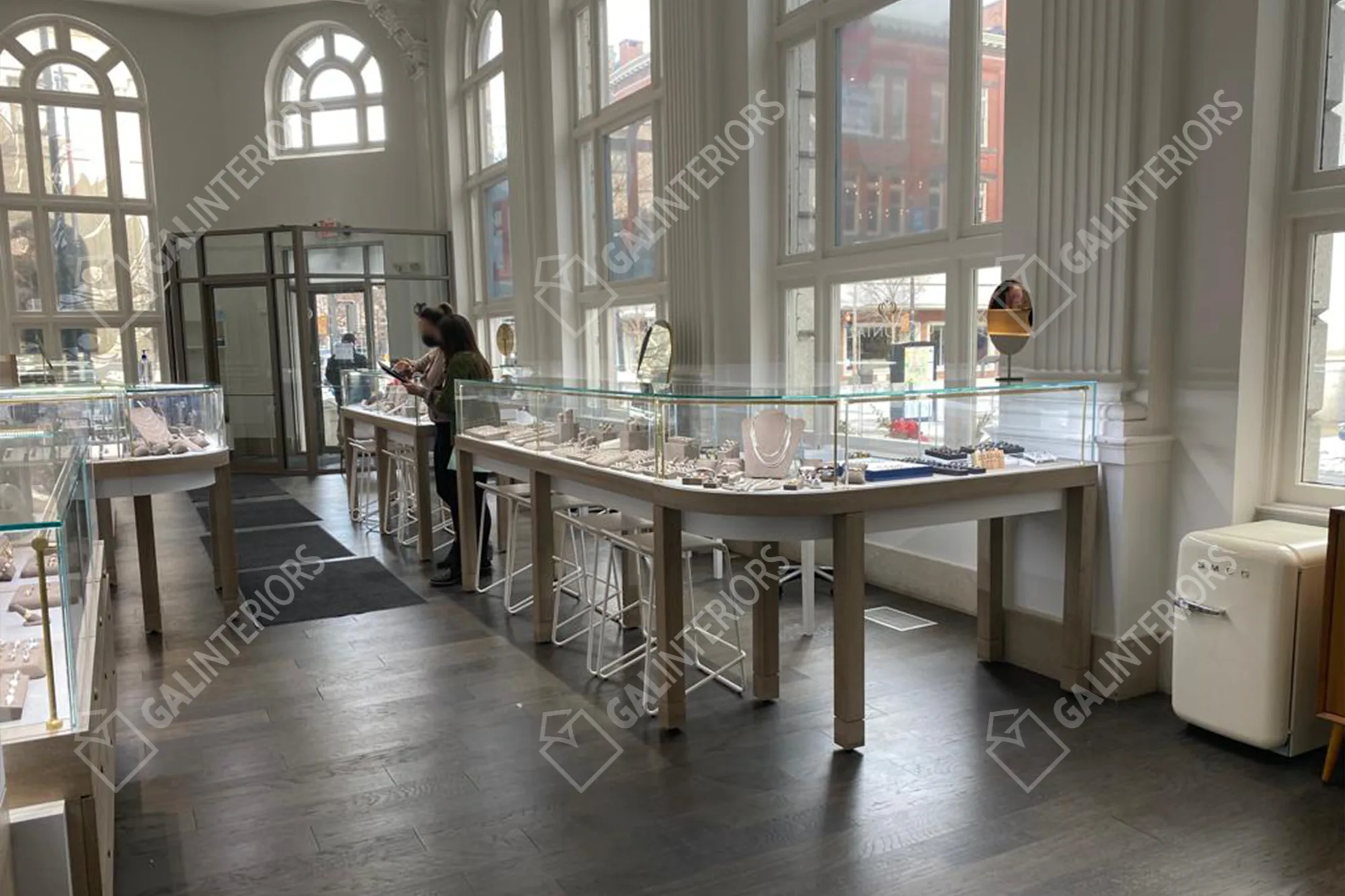 COLONIAL JEWELERS — Jewelry Store Interior Design by Gal Interiors, photo 17