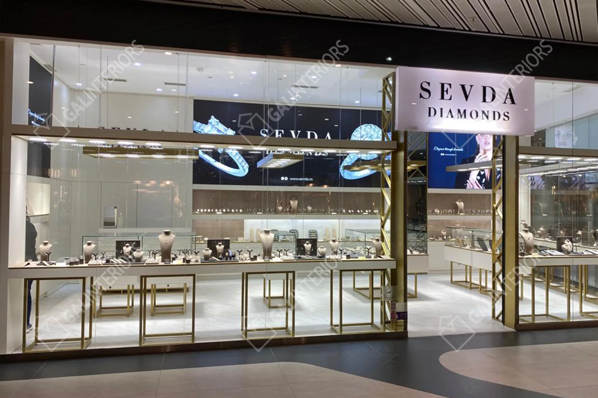 SEVDA DIAMONDS PROMENADA — Jewelry Store Interior Design by Gal Interiors, photo 2