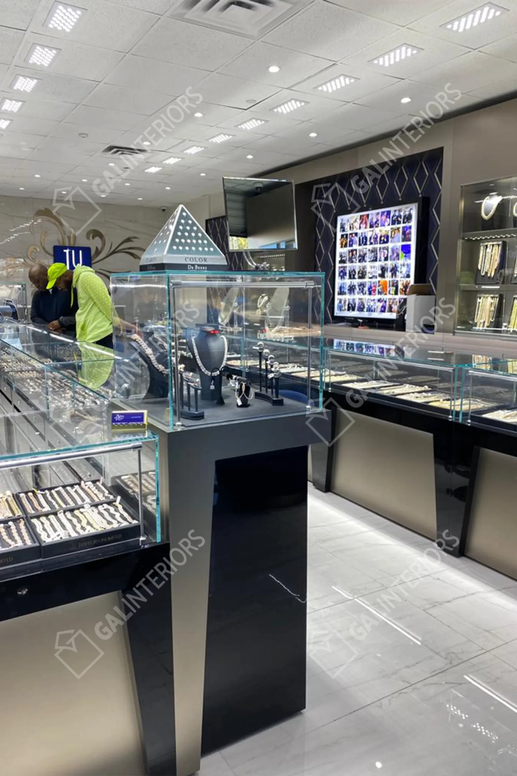 JEWELERY UNLIMITED — Jewelry Store Interior Design by Gal Interiors, photo 3