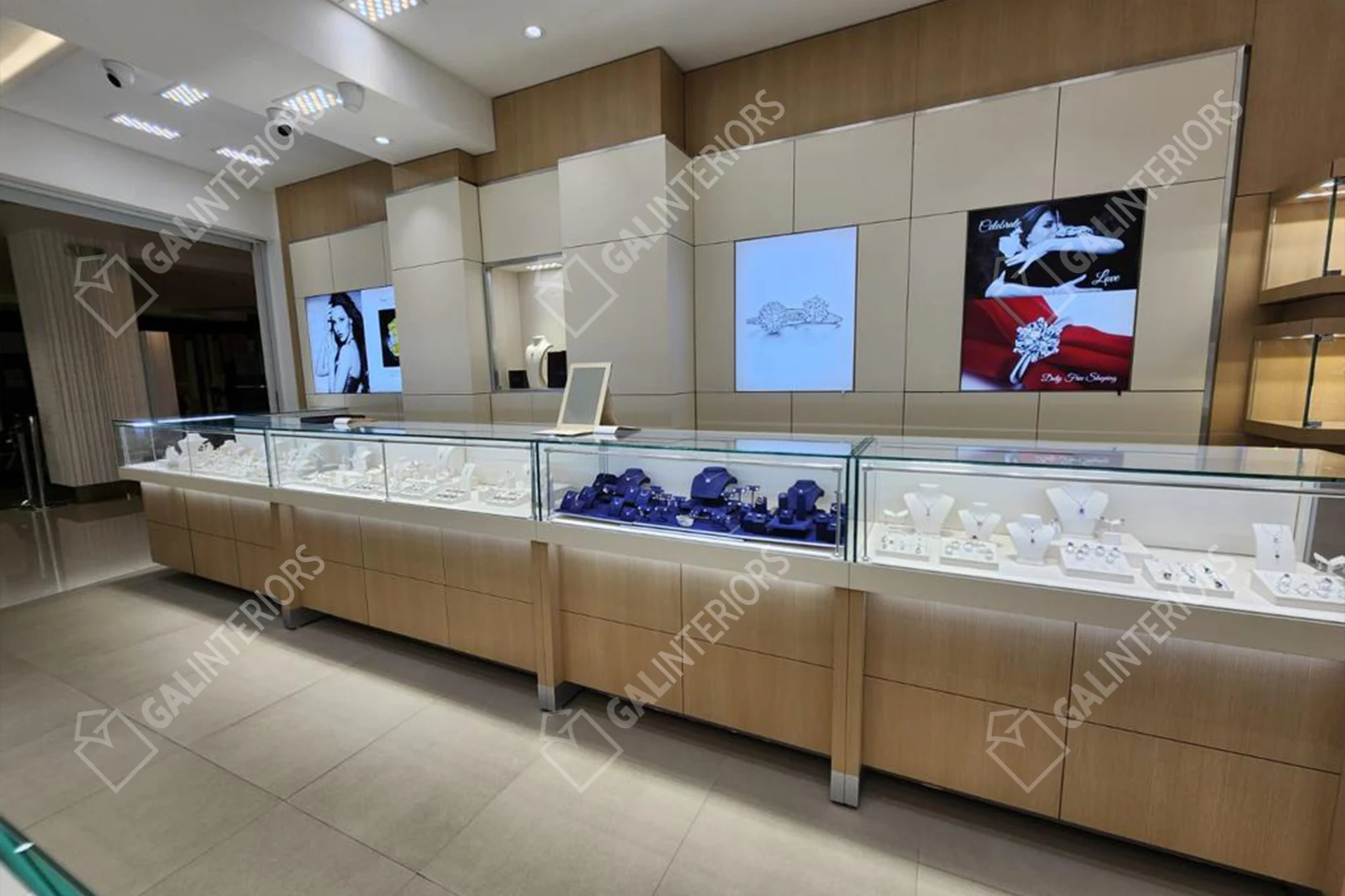 HOUSE OF DIAMONDS — Jewelry Store Interior Design by Gal Interiors, photo 4