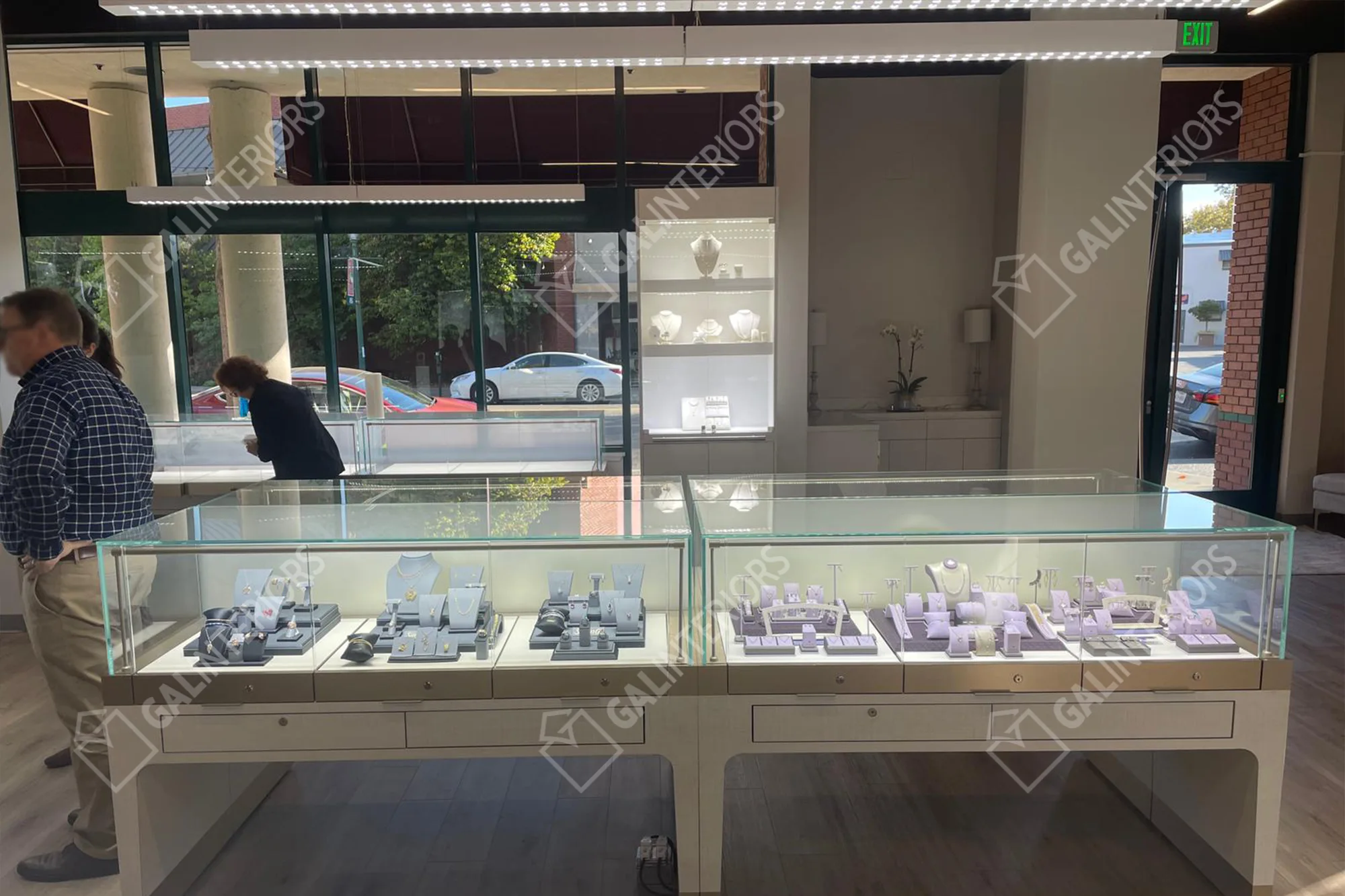 THE KING'S JEWELERS — Jewelry Store Interior Design by Gal Interiors, photo 5