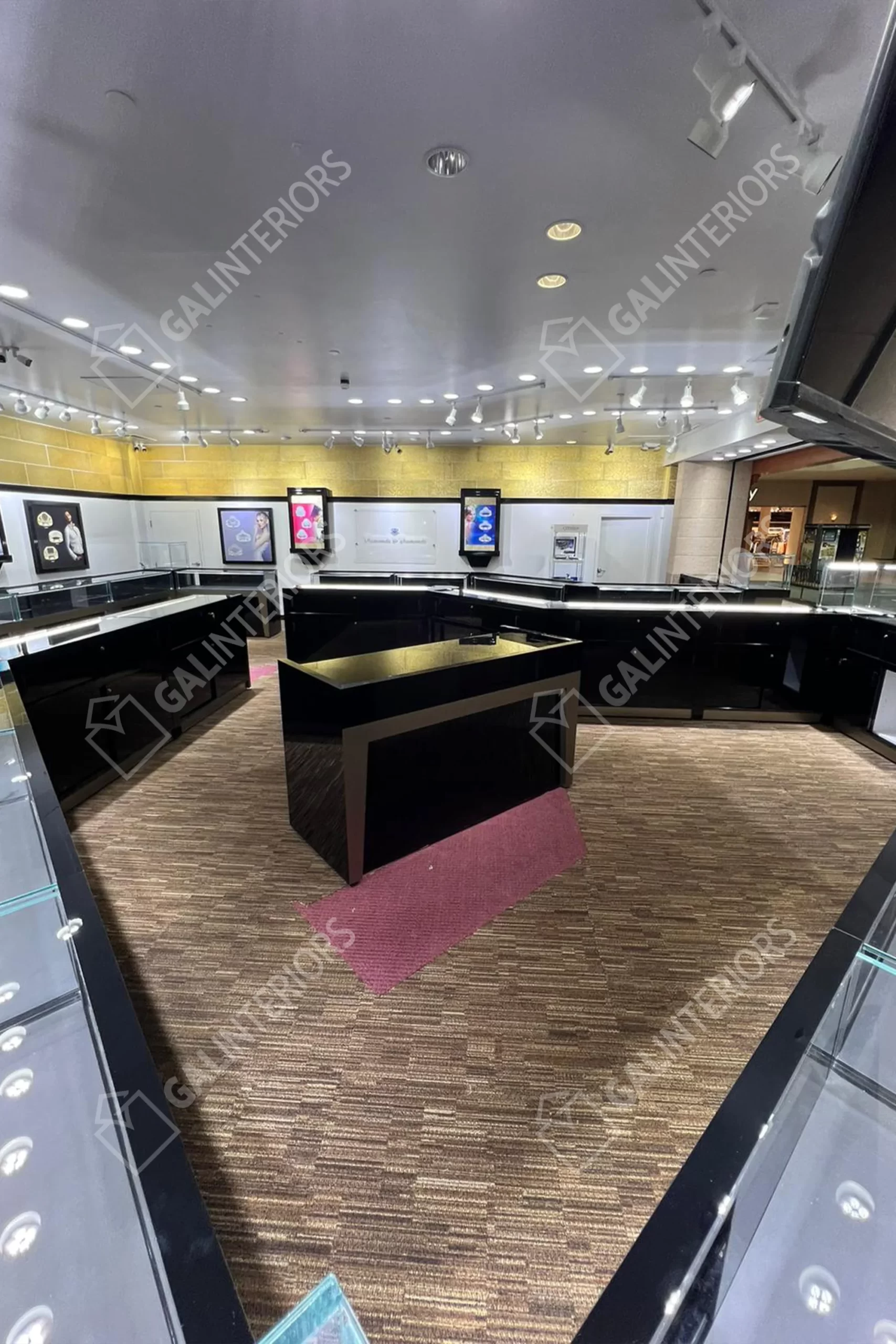 DIAMONDS & DIAMONDS — Jewelry Store Interior Design by Gal Interiors, photo 16