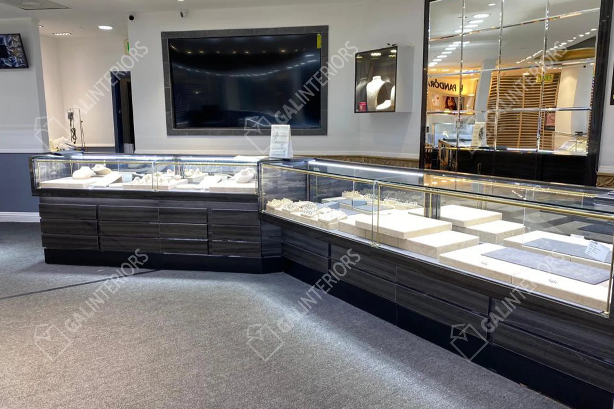 JSK-AVE — Jewelry Store Interior Design by Gal Interiors, photo 9