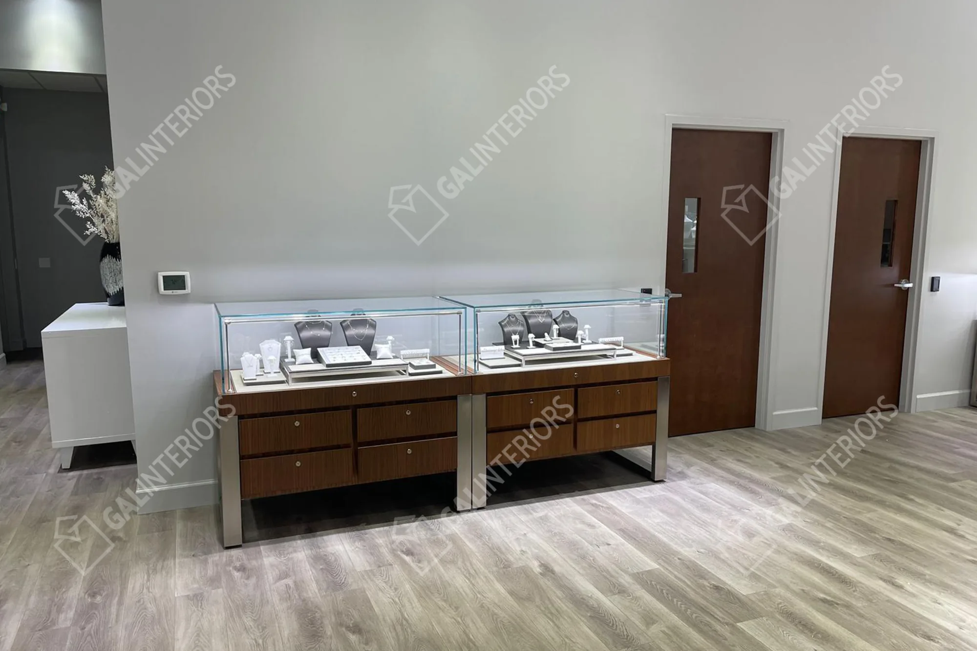 IDC NAPLES — Jewelry Store Interior Design by Gal Interiors, photo 33