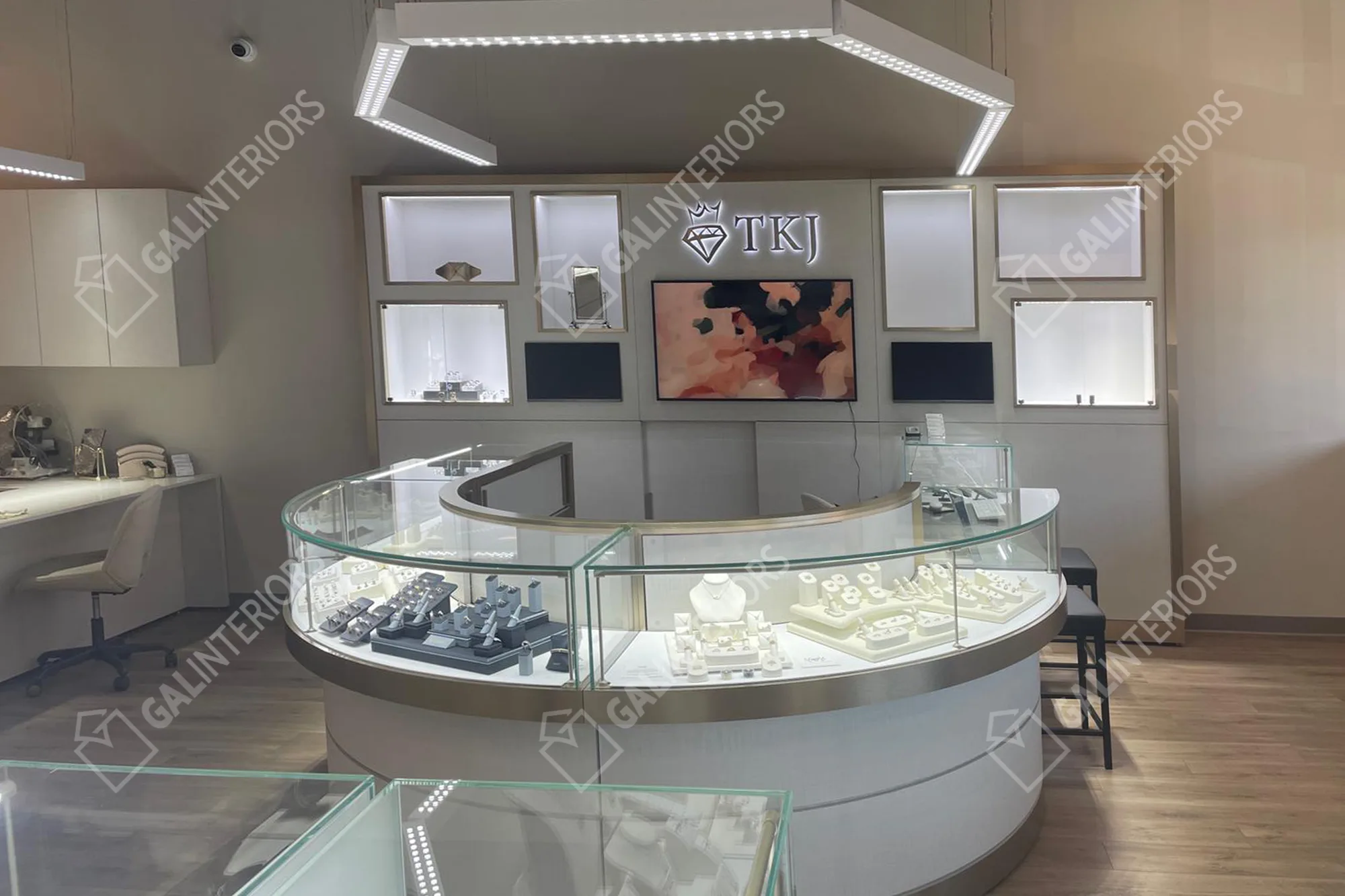 THE KING'S JEWELERS — Jewelry Store Interior Design by Gal Interiors, photo 13