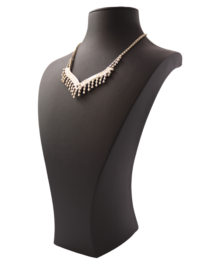 Манекен для демонстрации украшений: кремовая кожаная подставка для ожерелий (высота 10.6 дюйма) 7